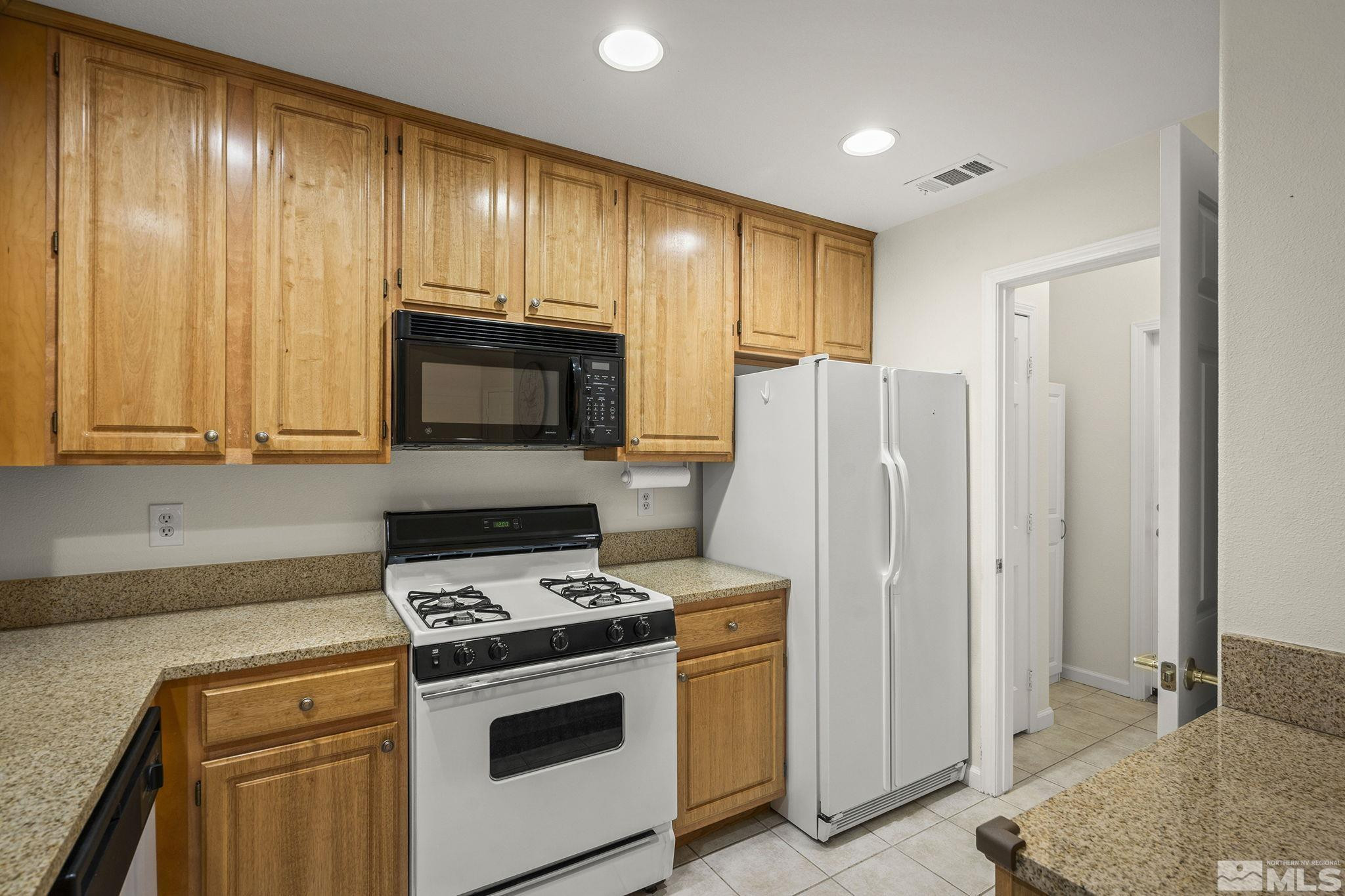 900 South Meadows Parkway 3413