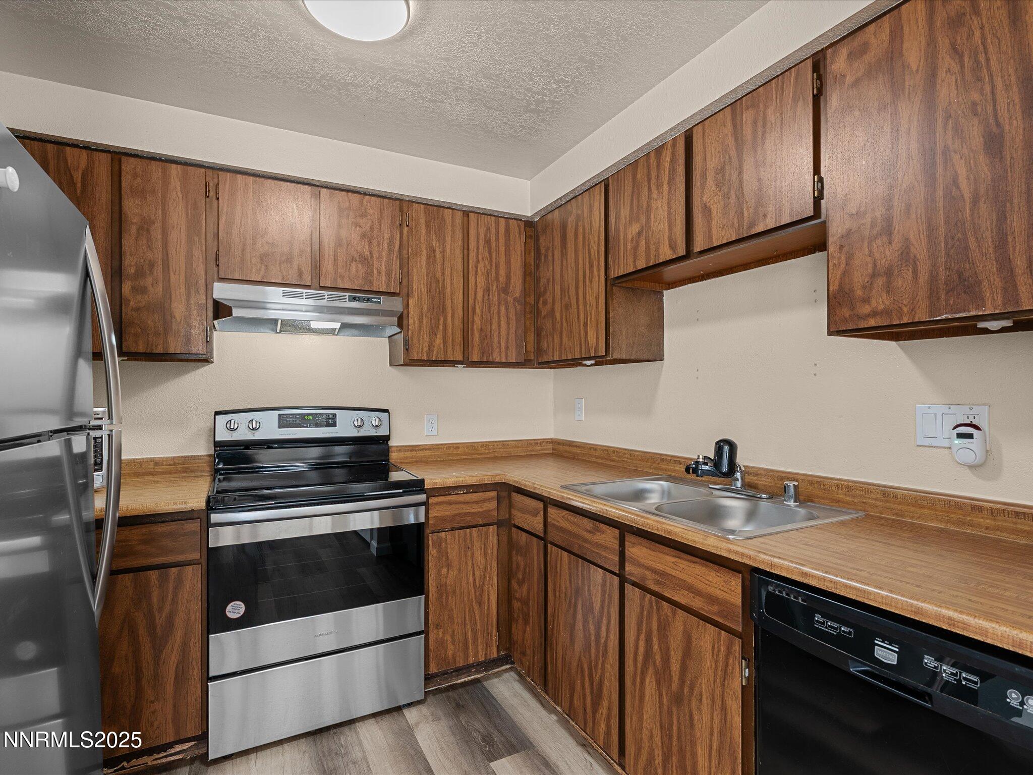 13530 Fort Sage Court