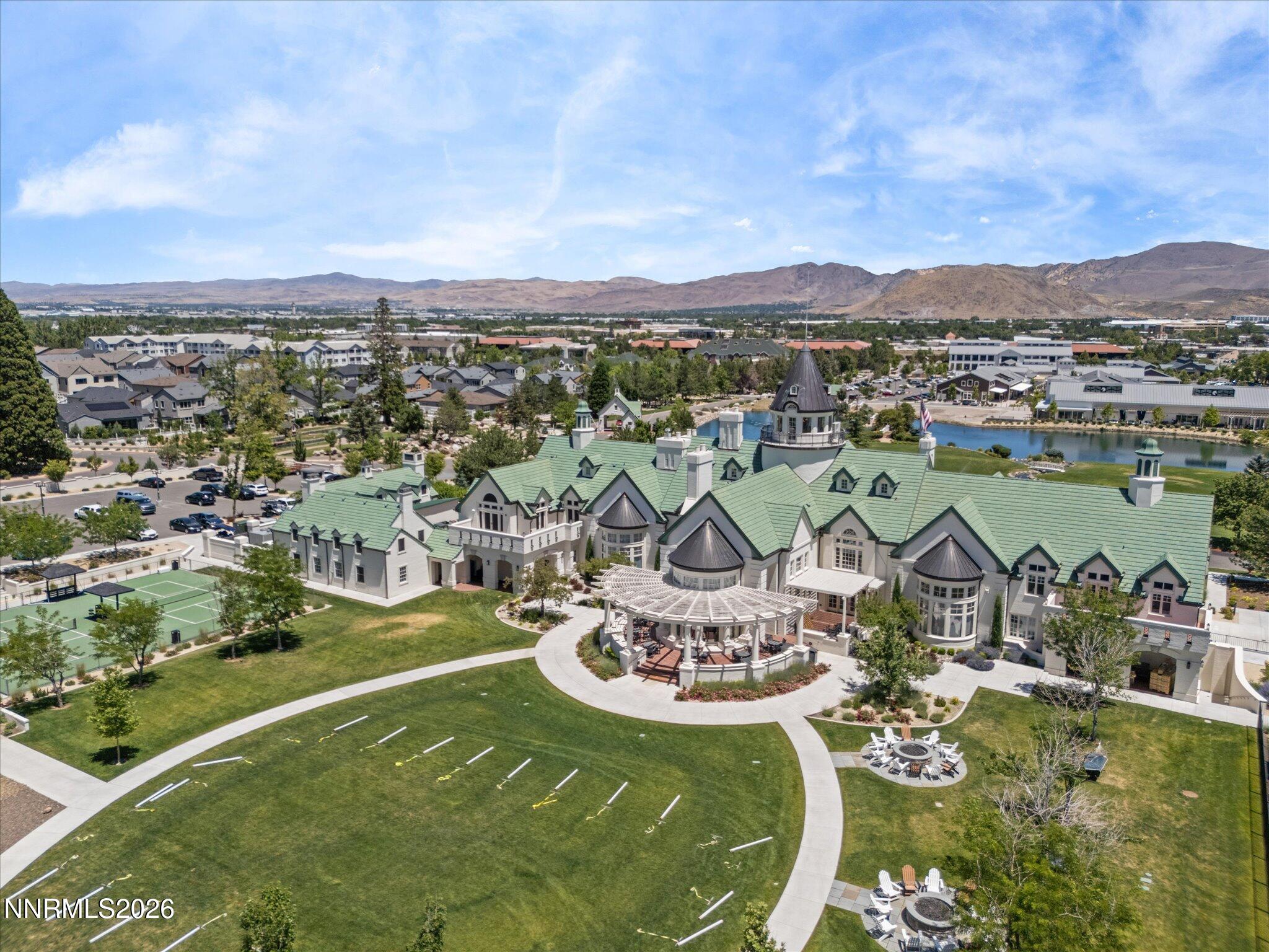 724 Marewood Trail
