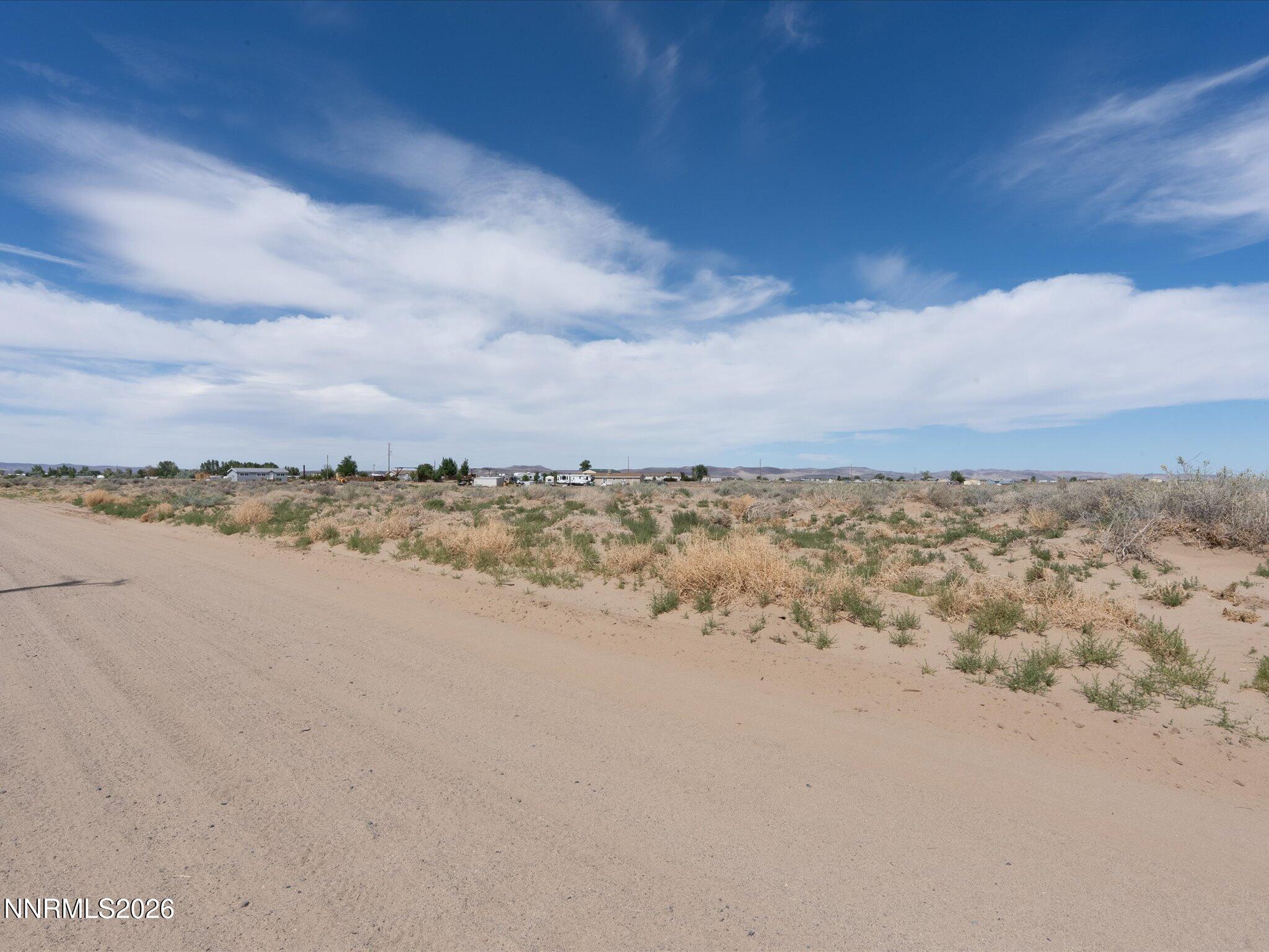 2535 E 7th Street, 17