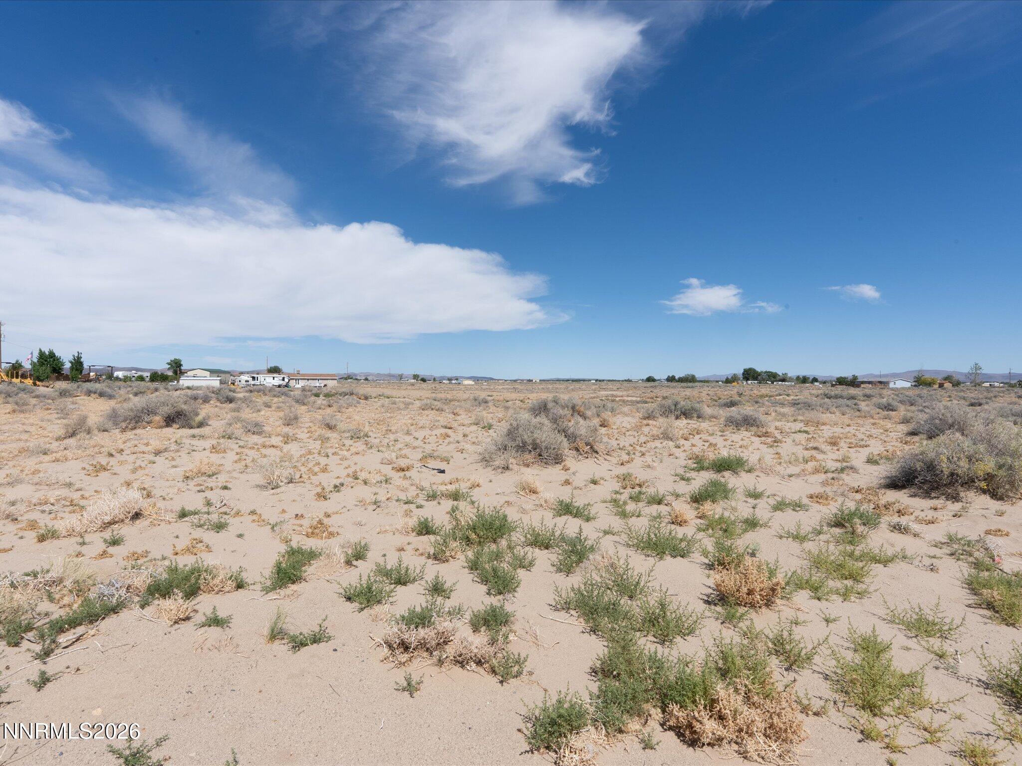 2535 E 7th Street, 17