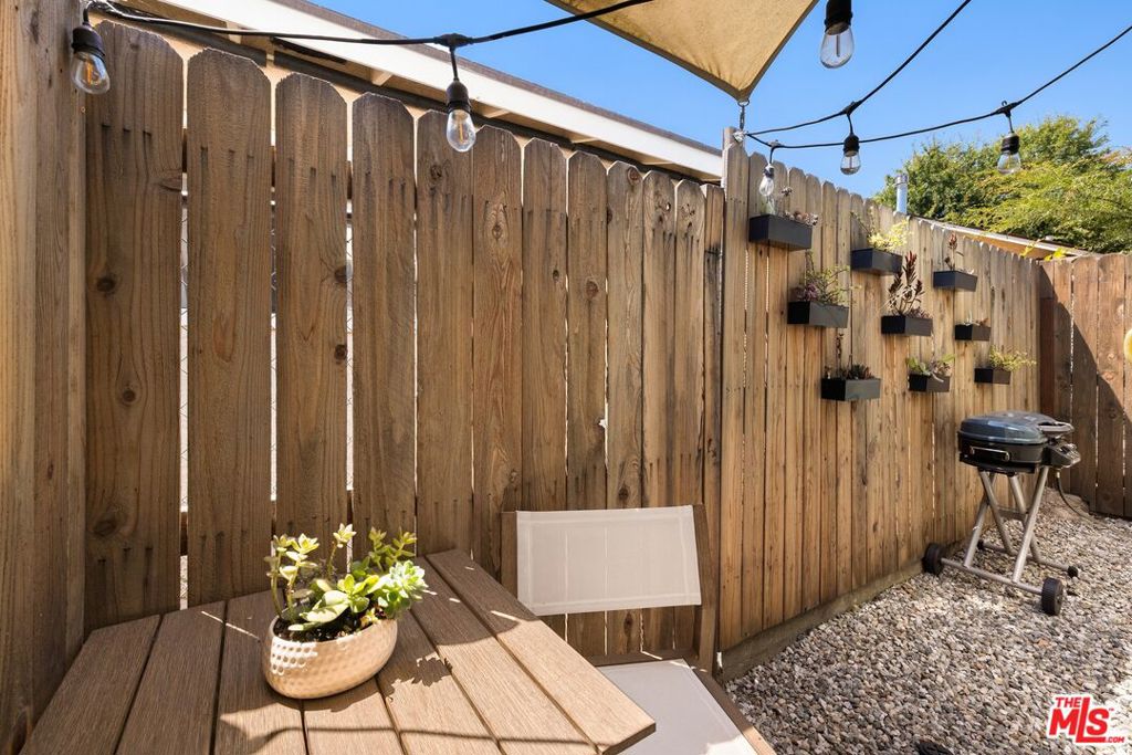 1677 N Sierra Bonita Avenue