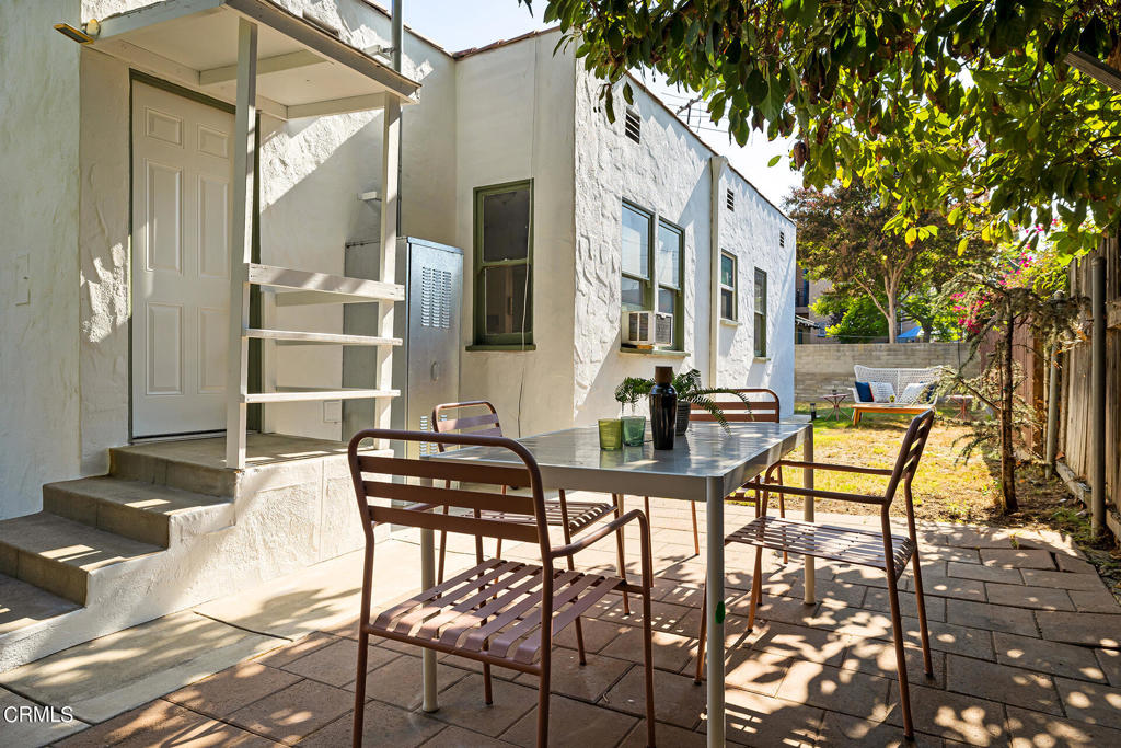 901 Mountain View Terrace