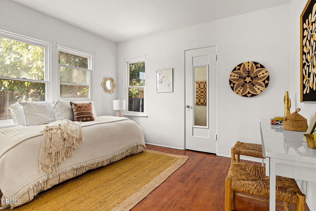 901 Mountain View Terrace