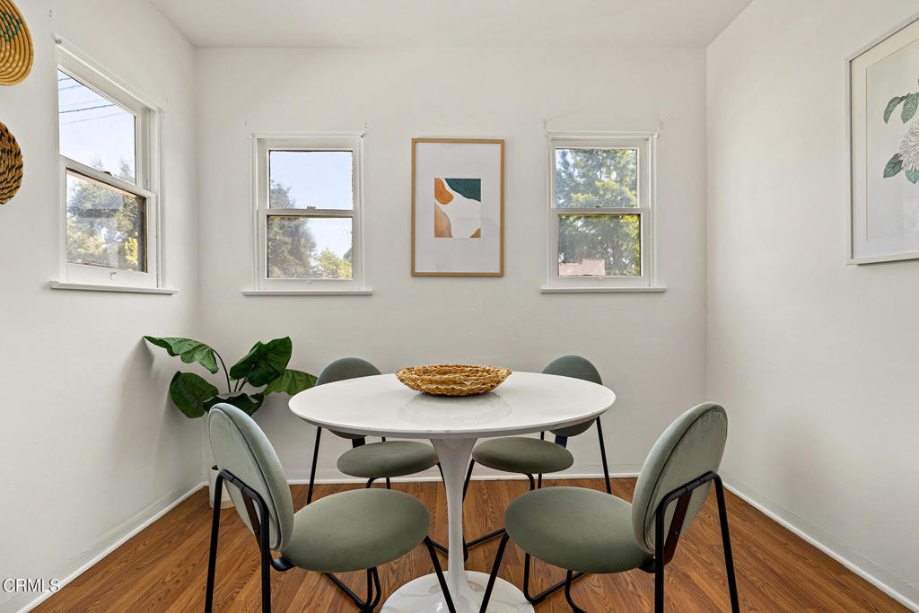 901 Mountain View Terrace