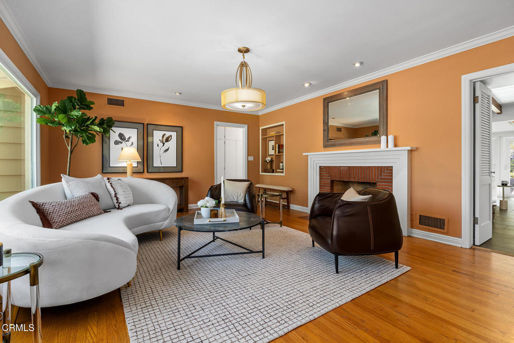 525 N Michillinda Avenue