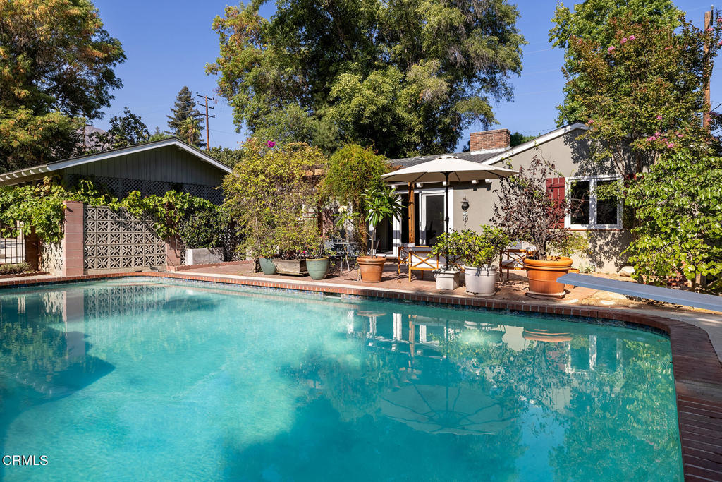 525 N Michillinda Avenue