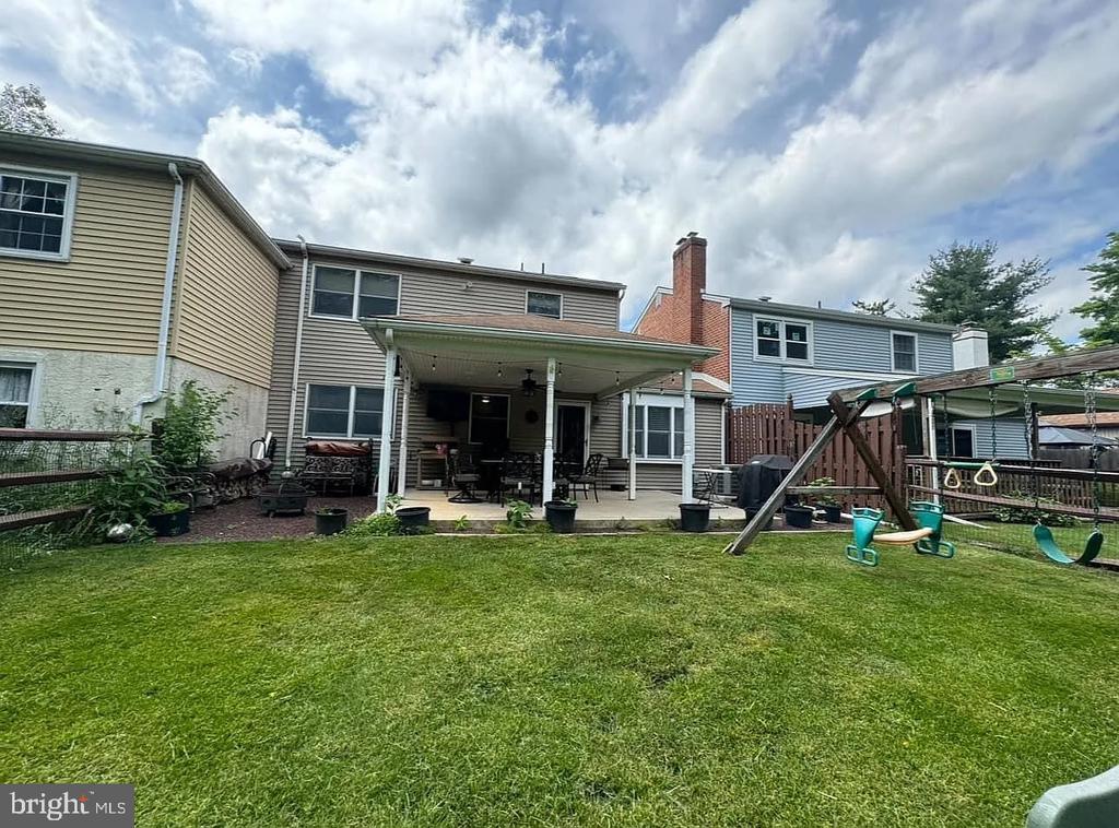 209 PEBBLE COURT
