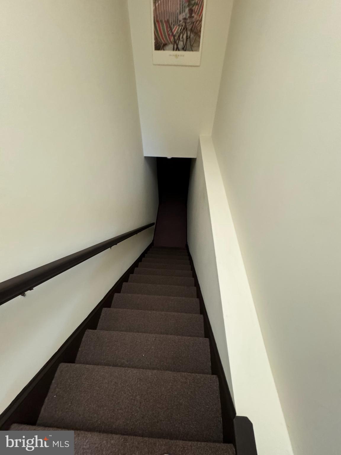 504 CORPORATE DRIVE W W