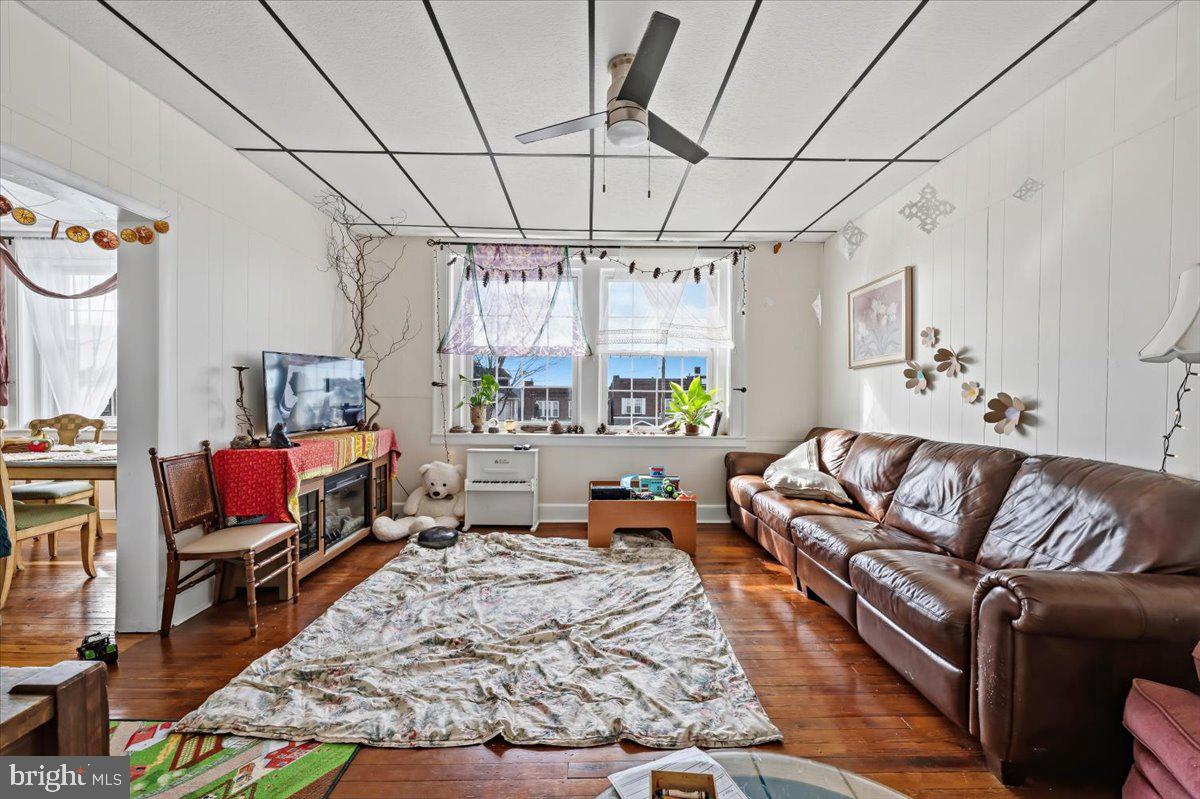 1707 WASHINGTON BOULEVARD