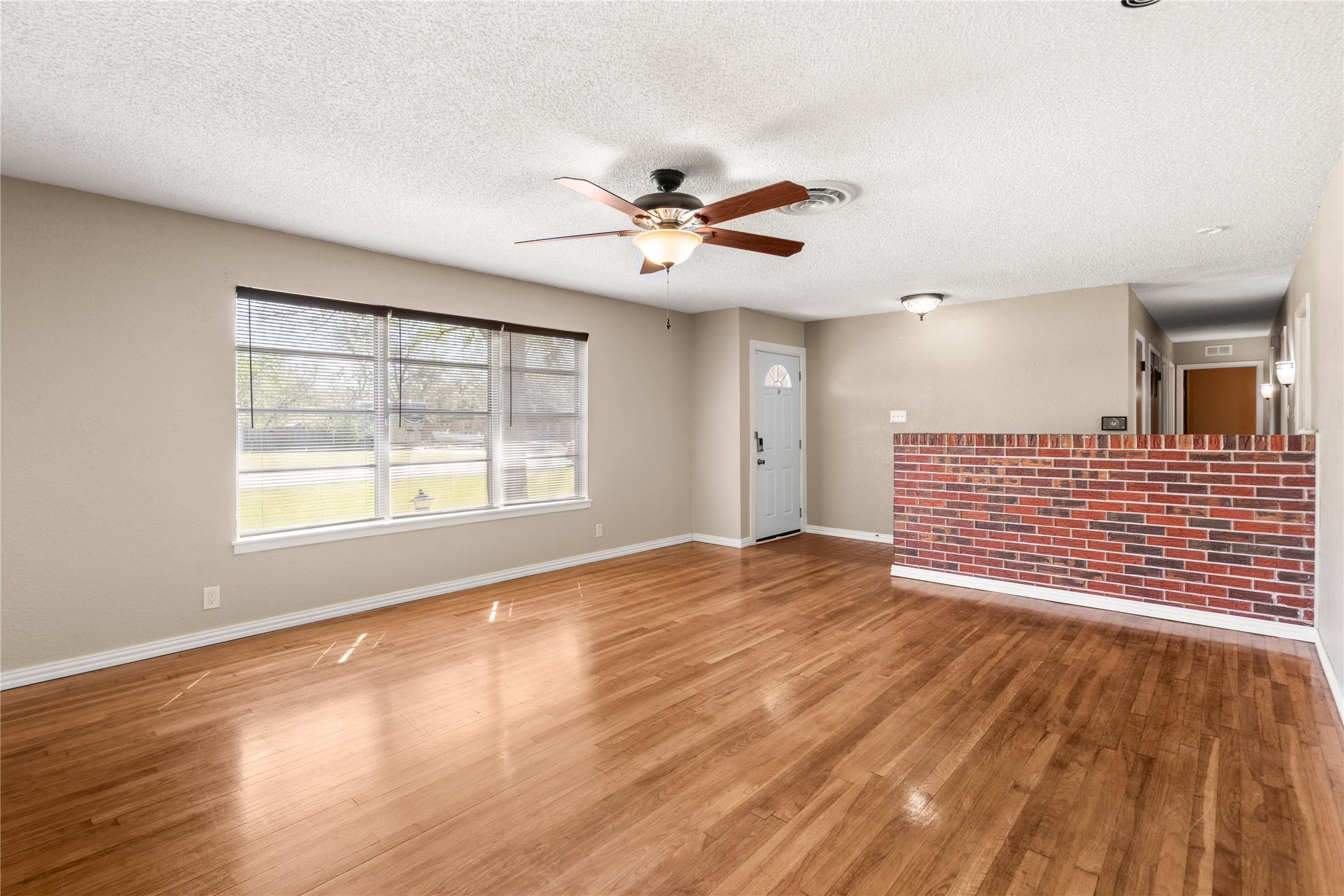100 Paint Brush Road