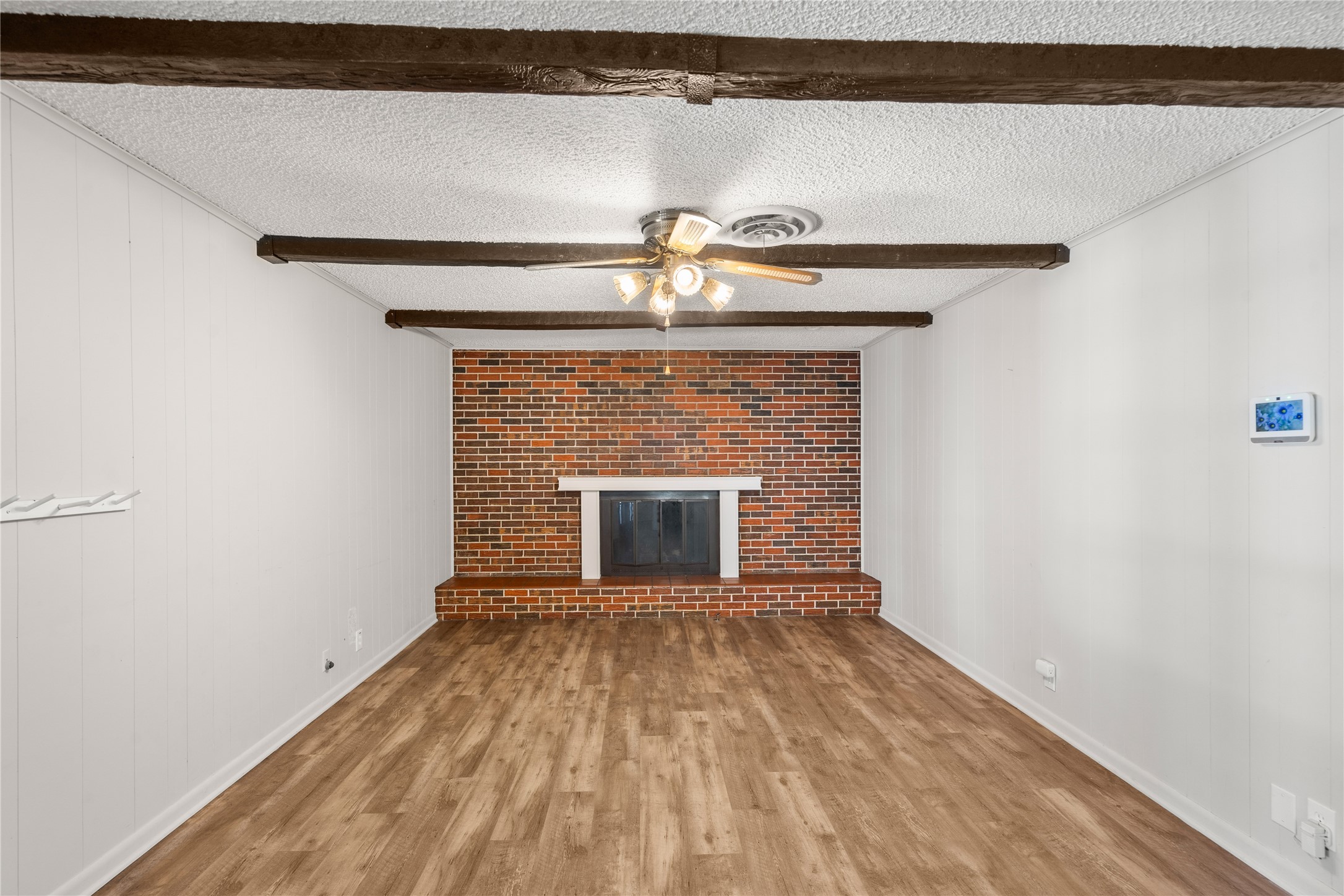 100 Paint Brush Road