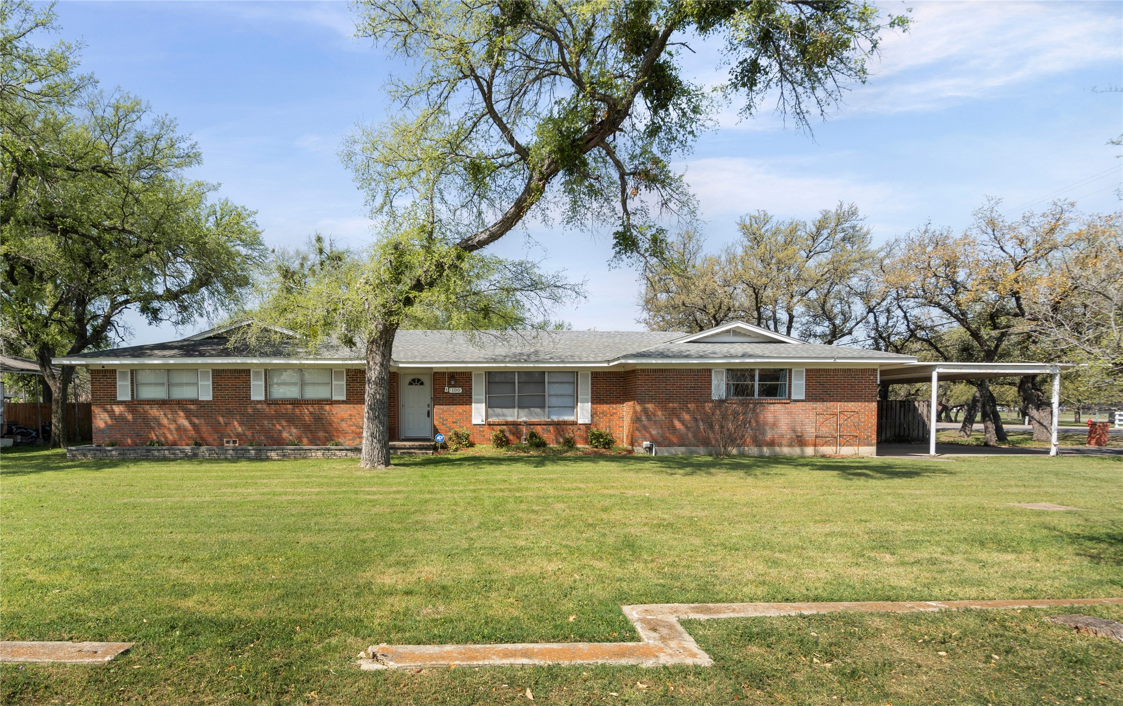 100 Paint Brush Road