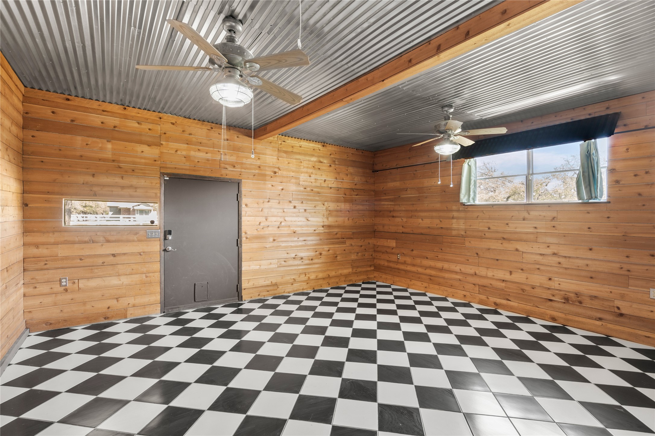 100 Paint Brush Road