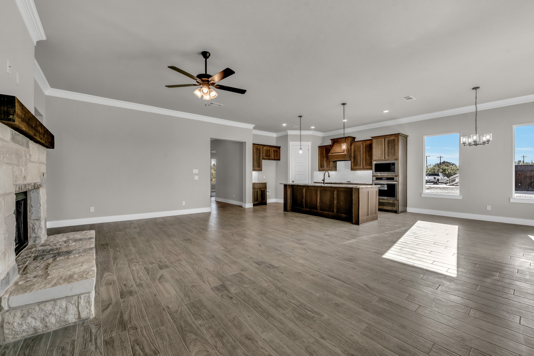 3909 Old Springtown Road