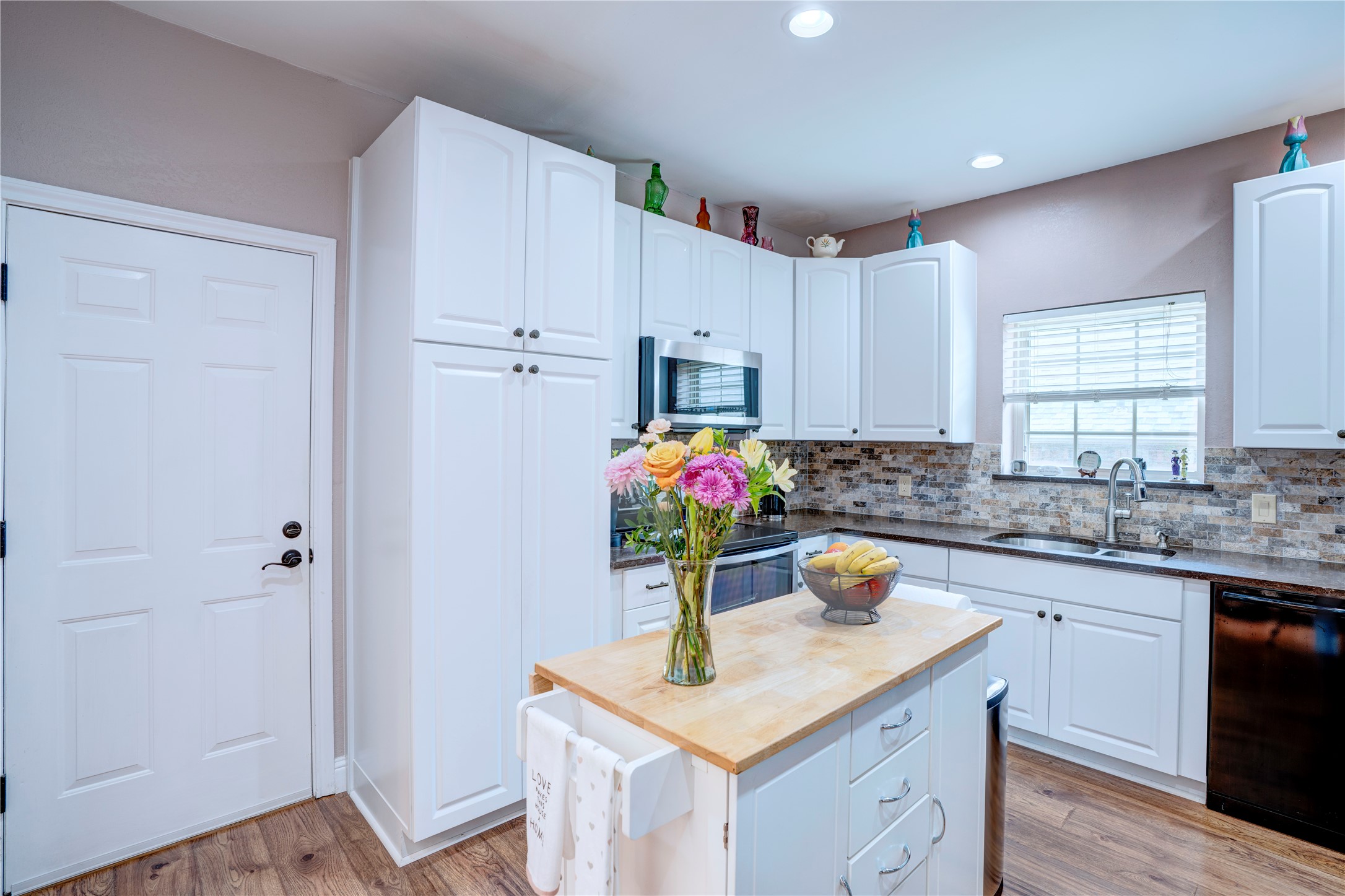 1215 Woodland Park Drive