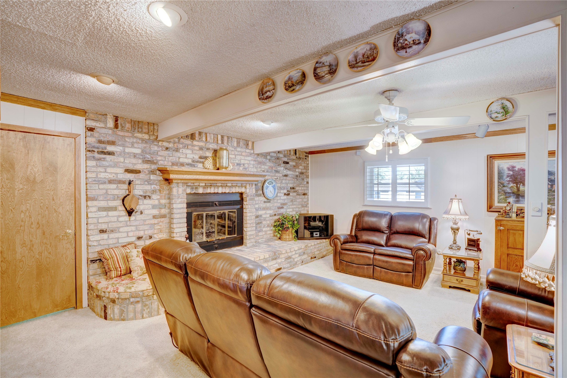 4905 Tracy Drive