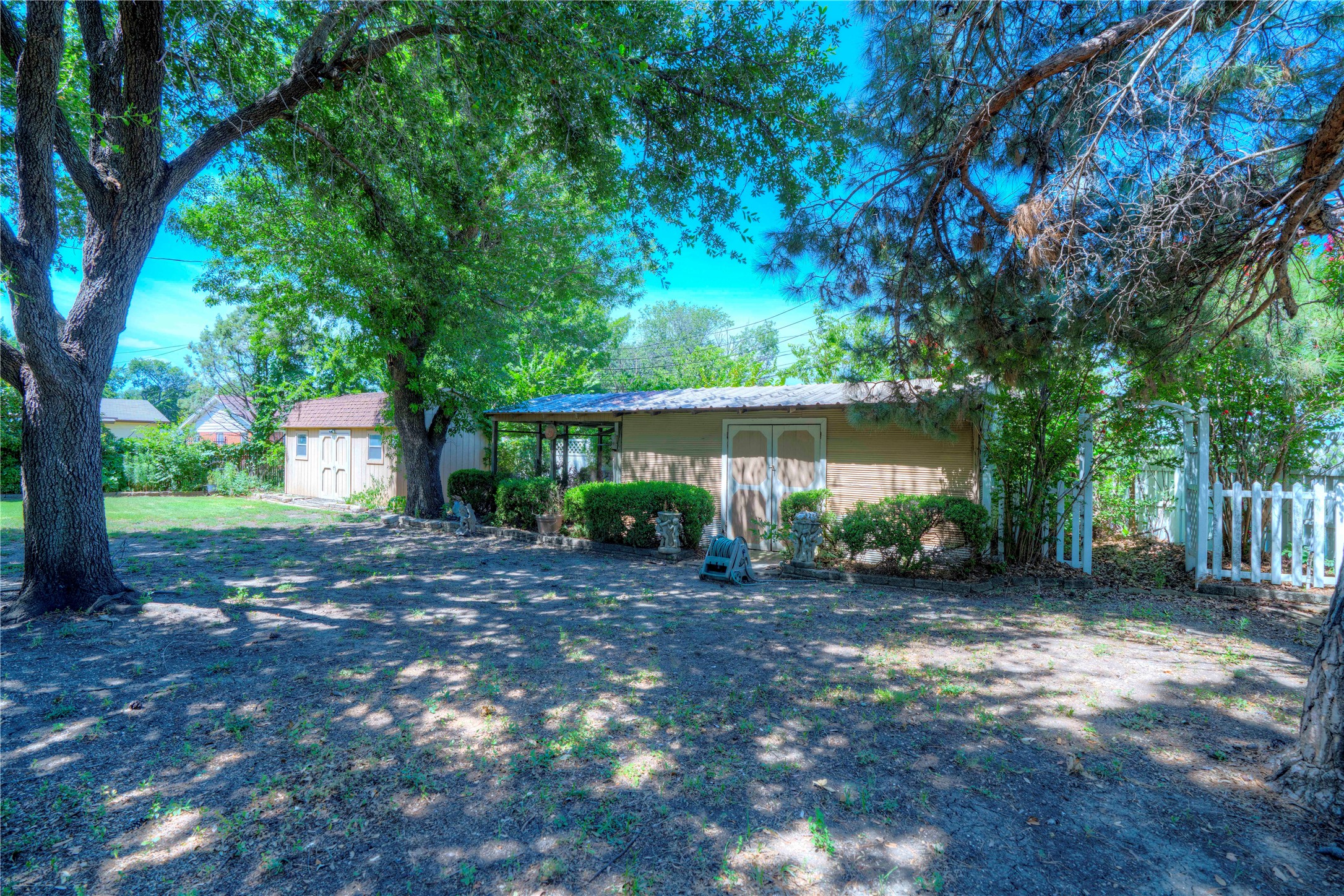 4905 Tracy Drive