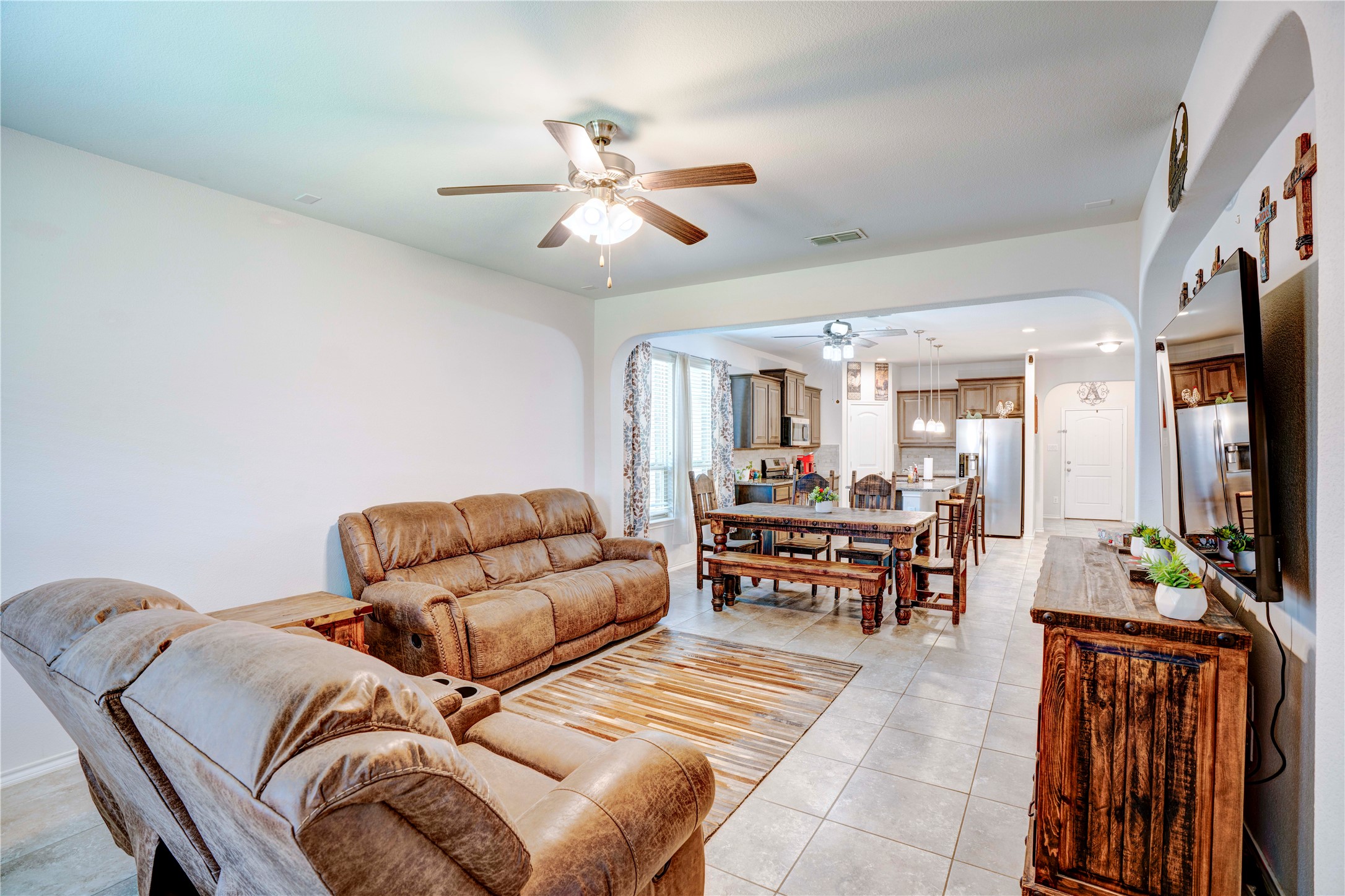 5233 Sugarcane Lane