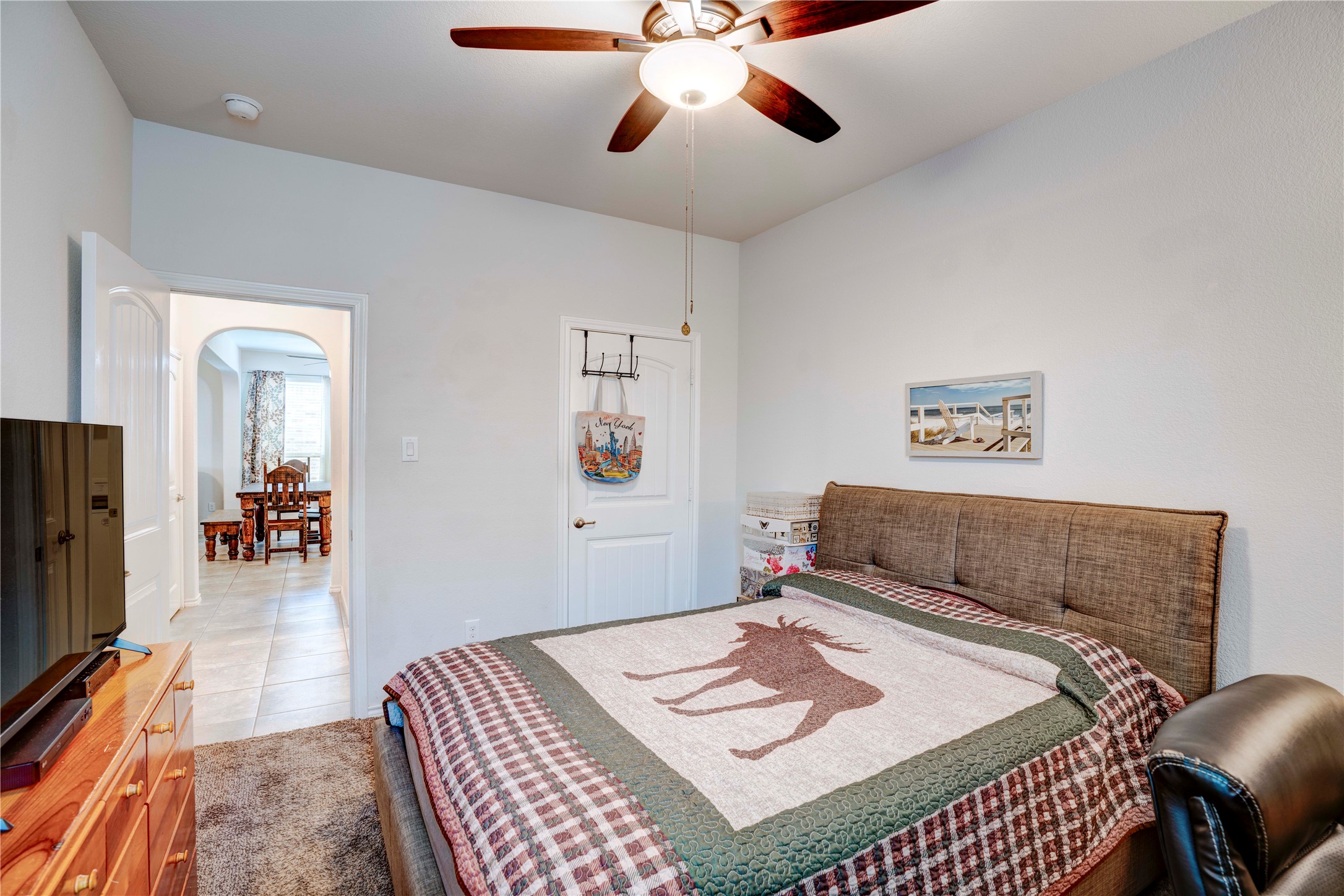 5233 Sugarcane Lane
