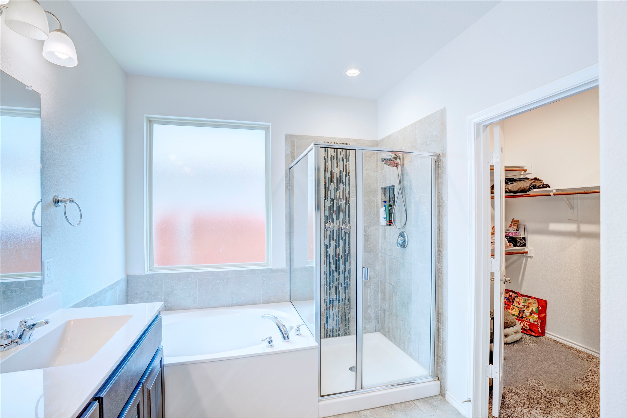 5233 Sugarcane Lane