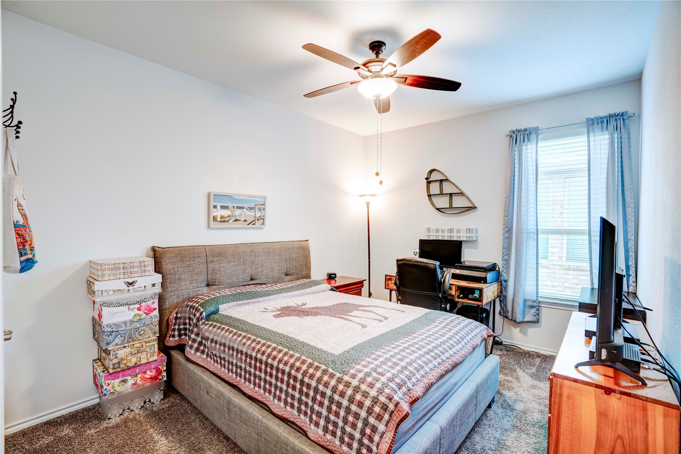 5233 Sugarcane Lane