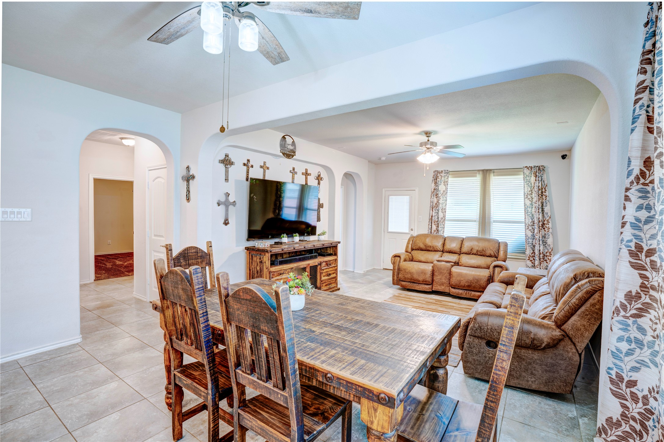 5233 Sugarcane Lane