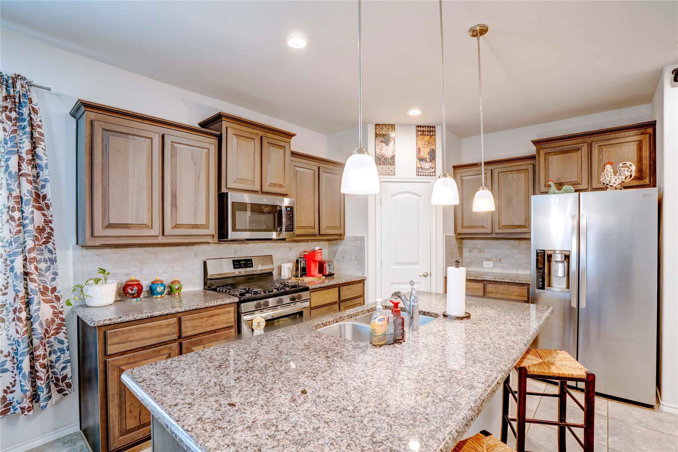 5233 Sugarcane Lane