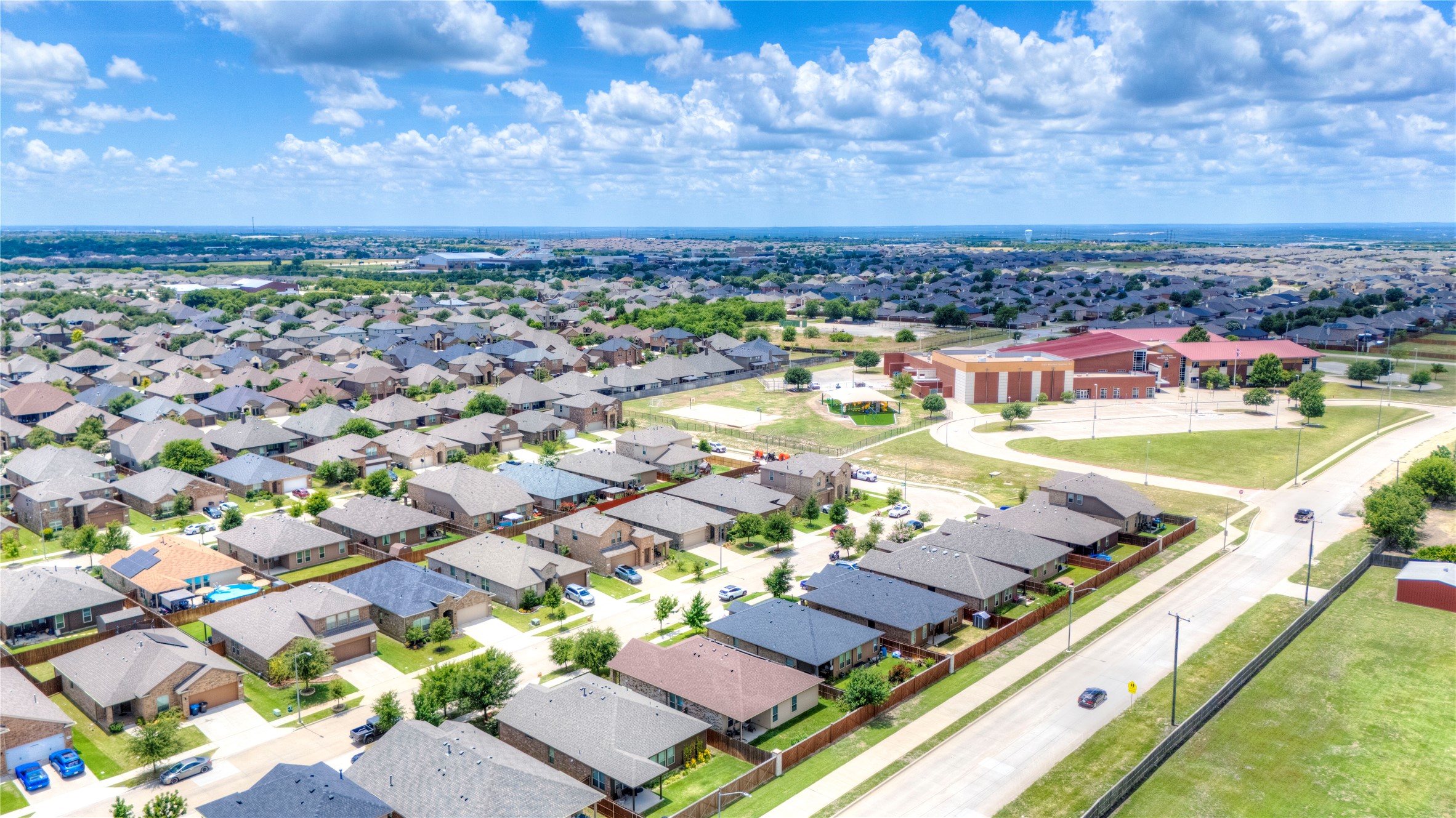 5233 Sugarcane Lane
