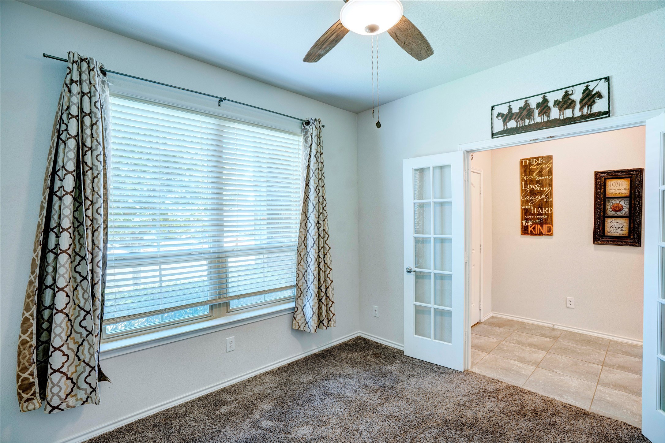 5233 Sugarcane Lane