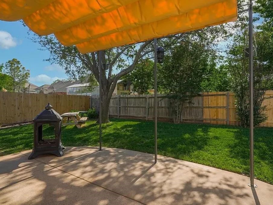 5893 Echo Bluff Drive