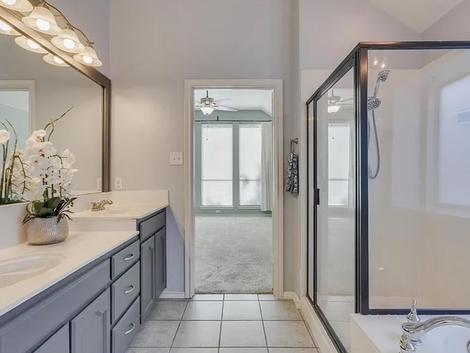 5893 Echo Bluff Drive
