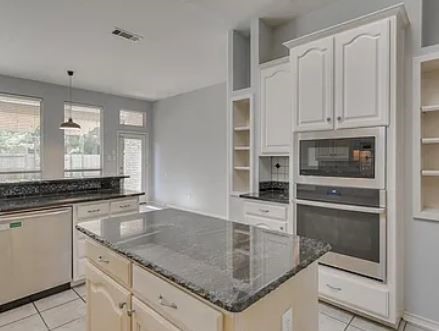 5893 Echo Bluff Drive
