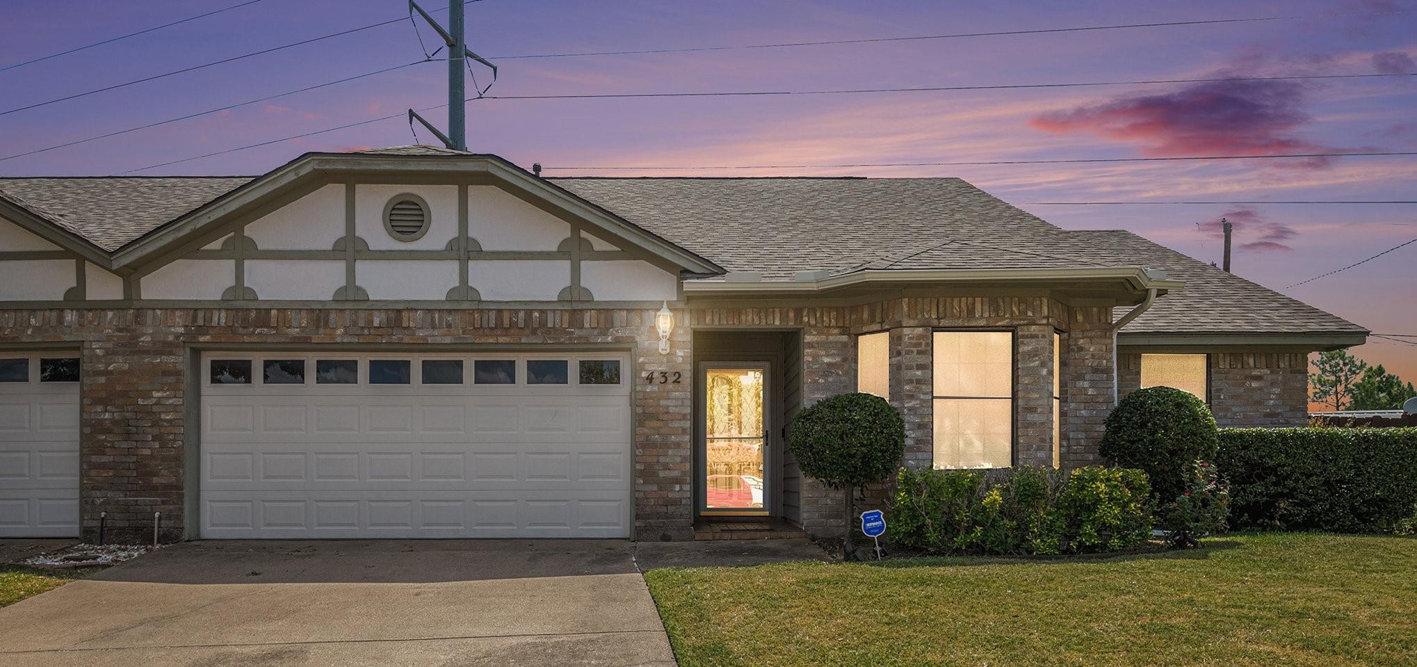 432 Sunnybrook Court