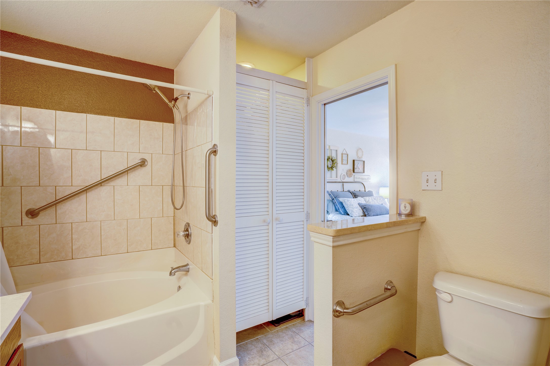 8729 Lake Meadows Lane