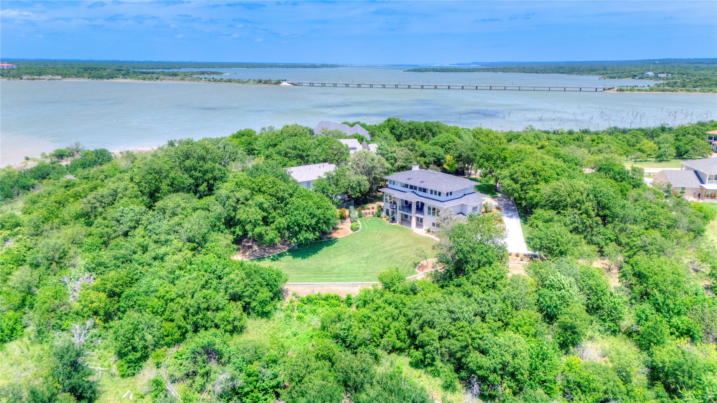 1132 Mallard Pointe Drive
