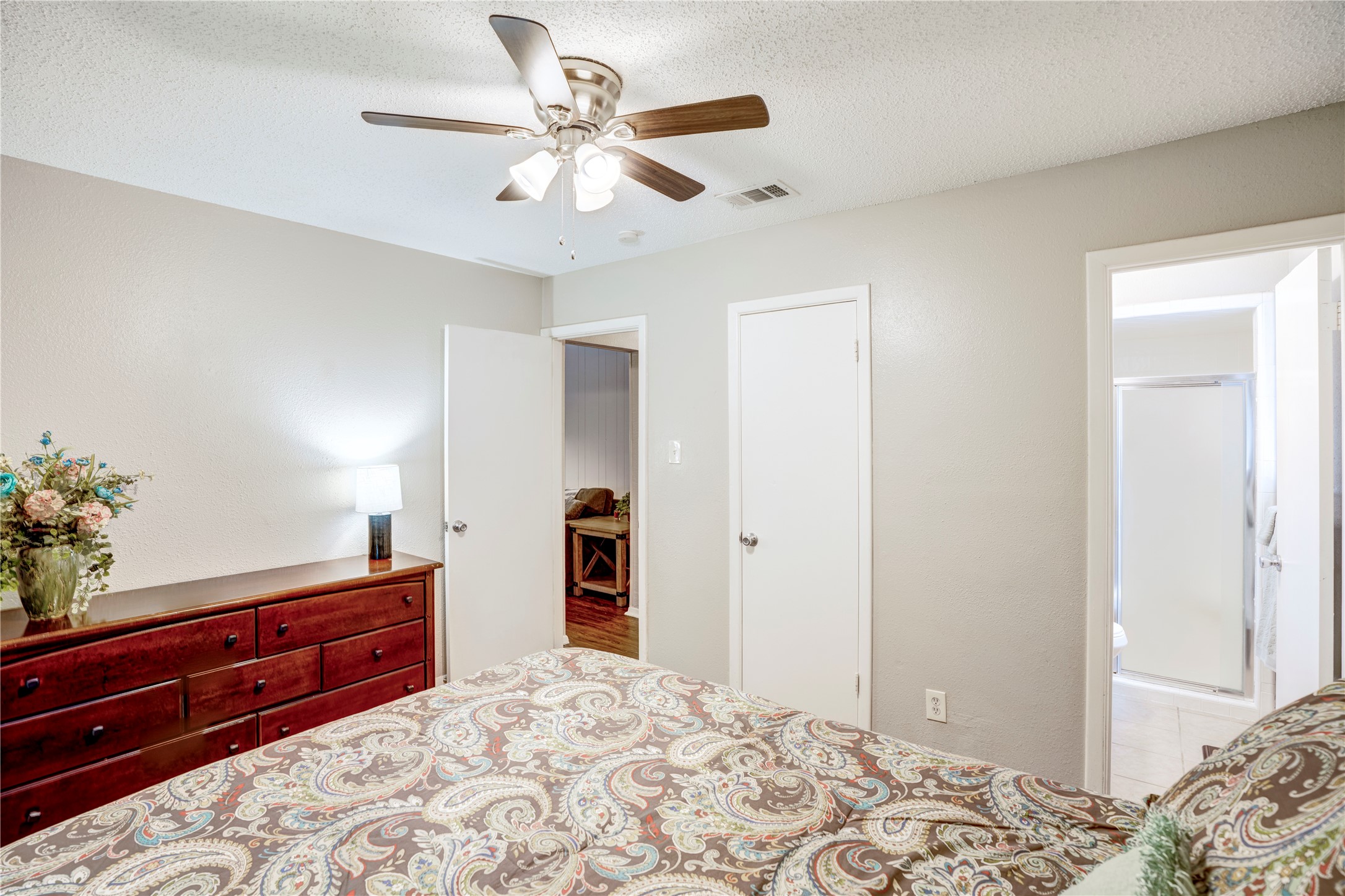 6028 Ridgecrest Drive