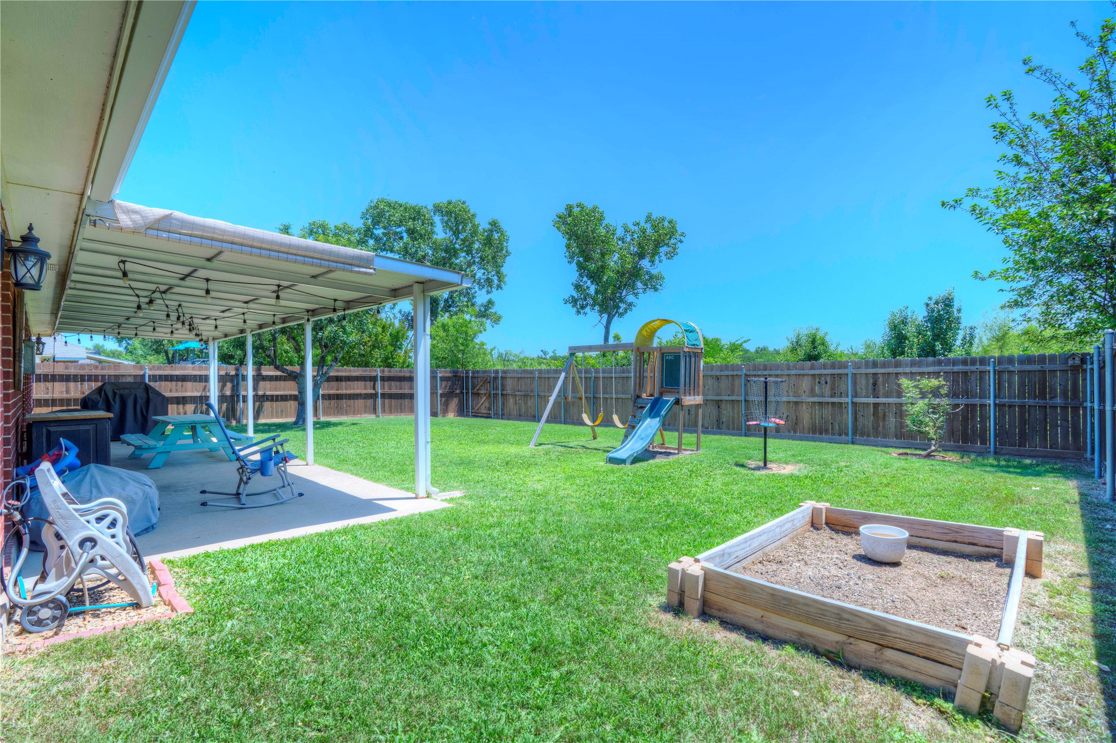 8628 Saranac Trail