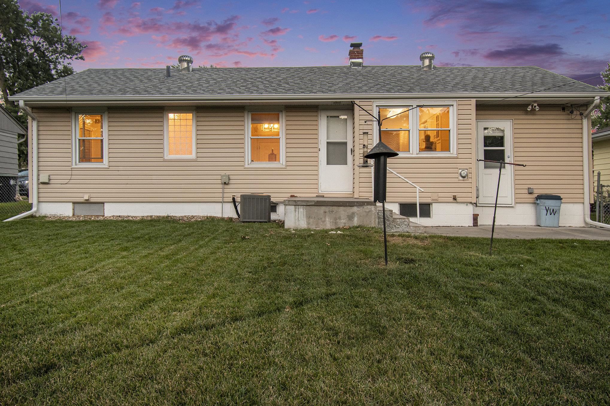 738 N 76th Street