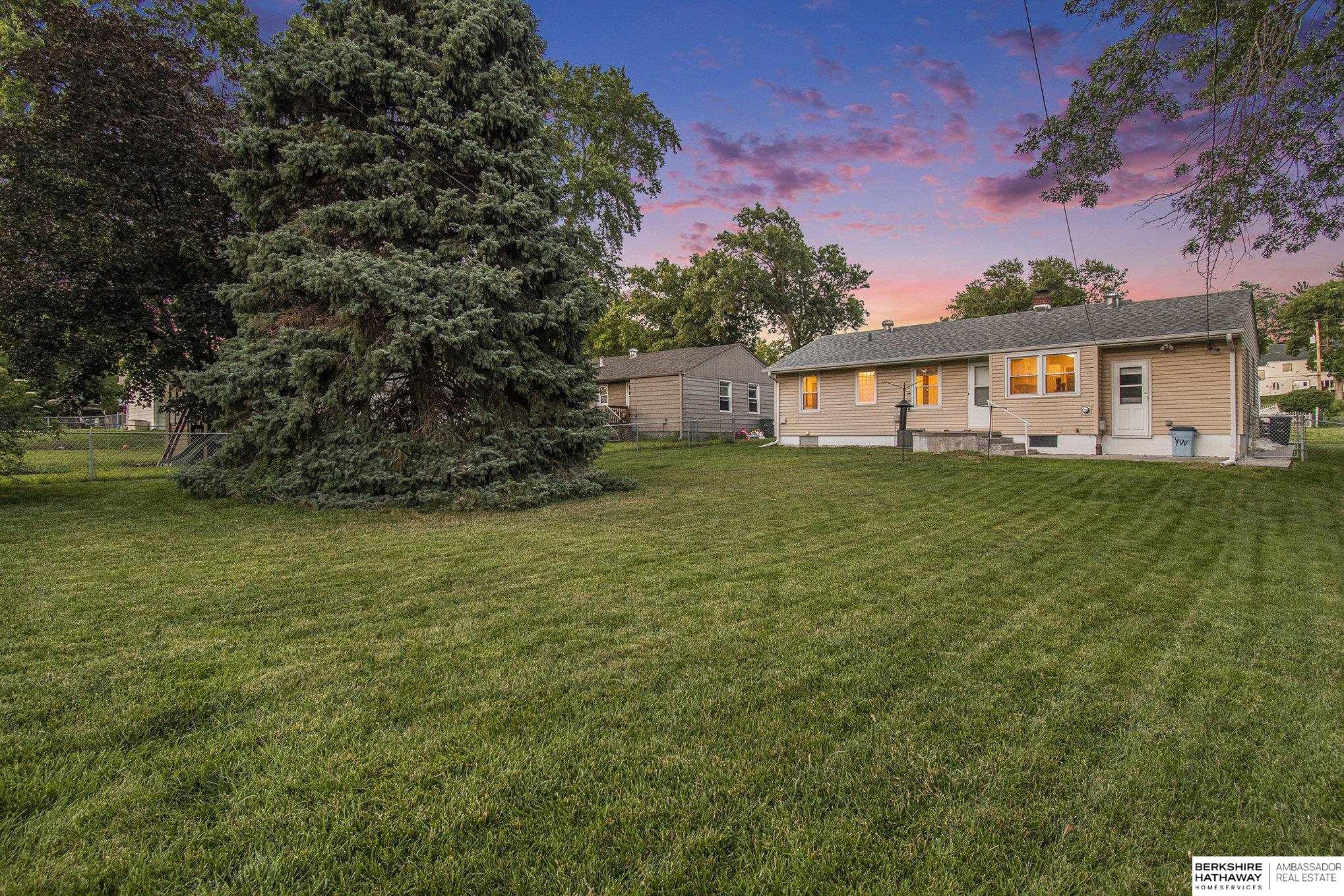 738 N 76th Street