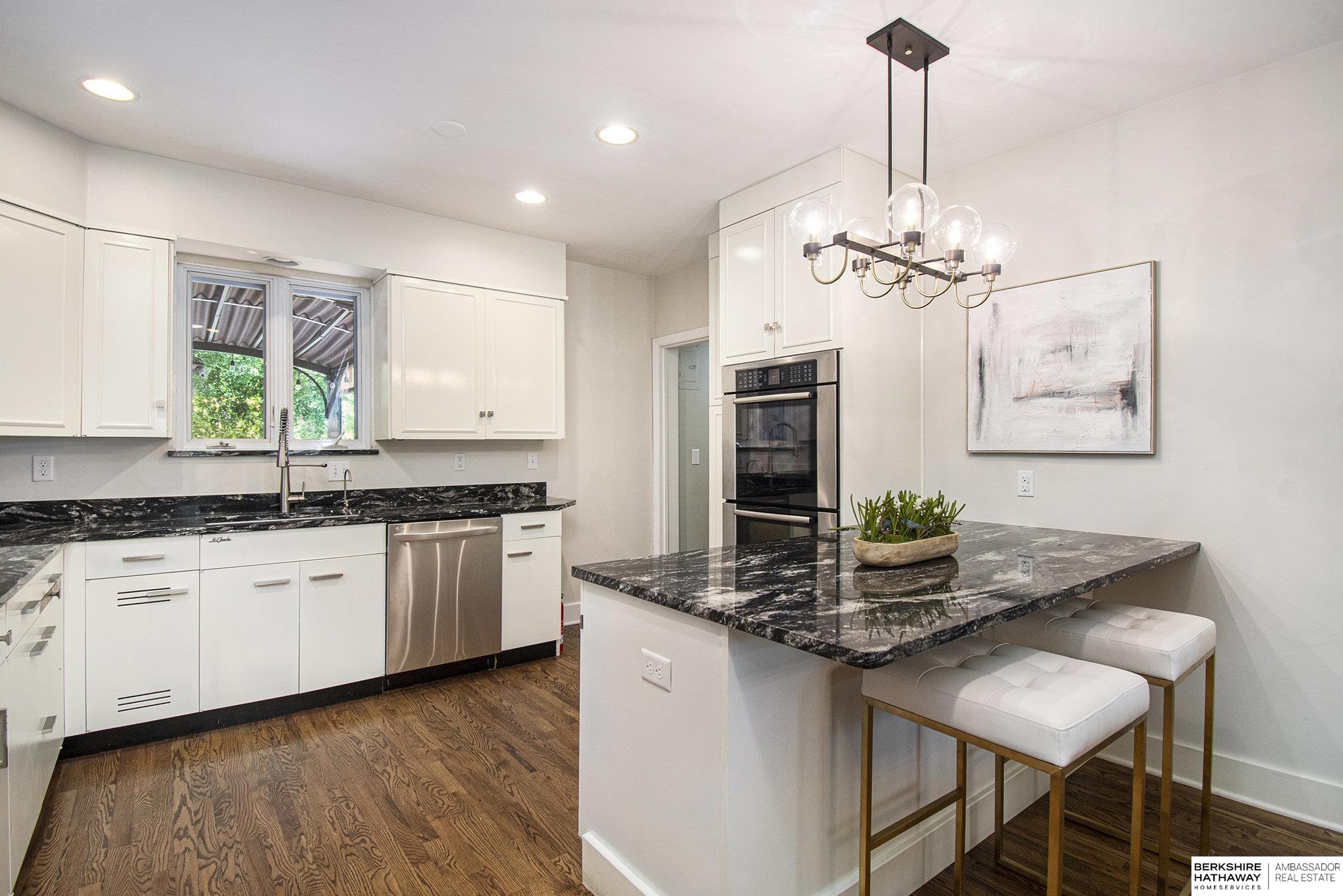 2503 N 55th Street