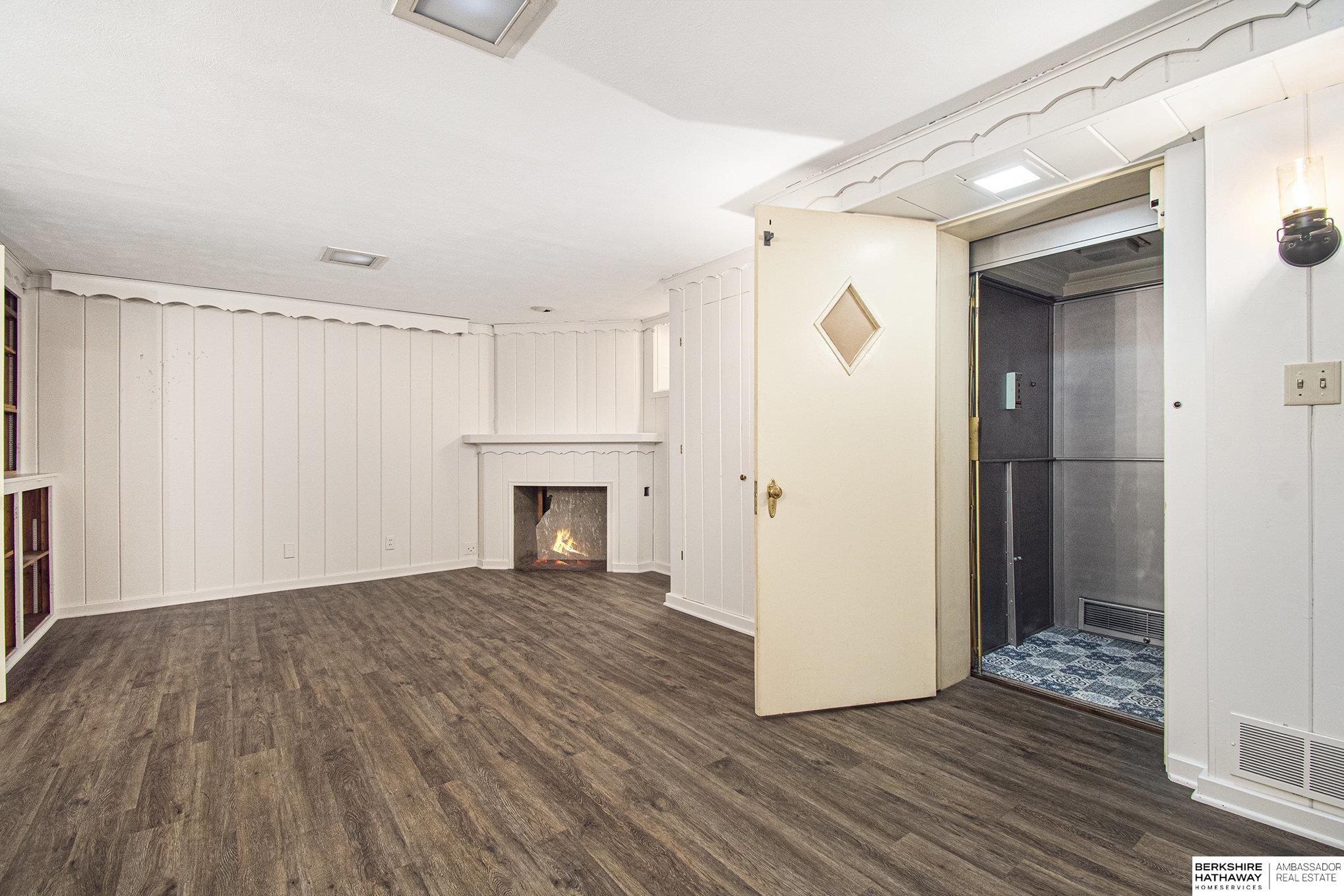 2503 N 55th Street