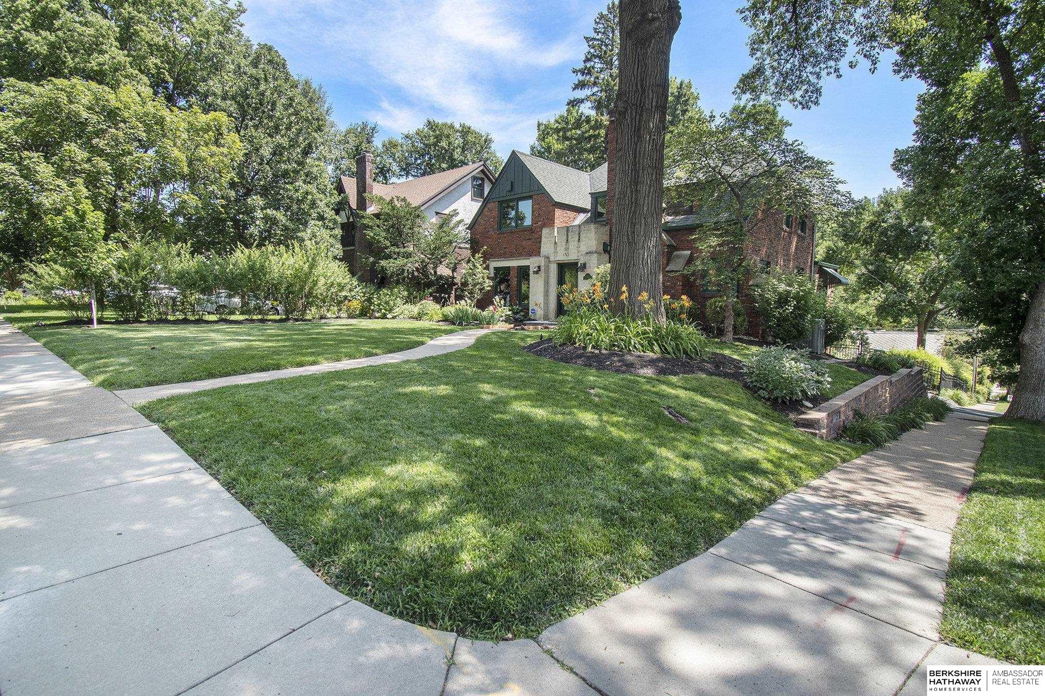 2503 N 55th Street