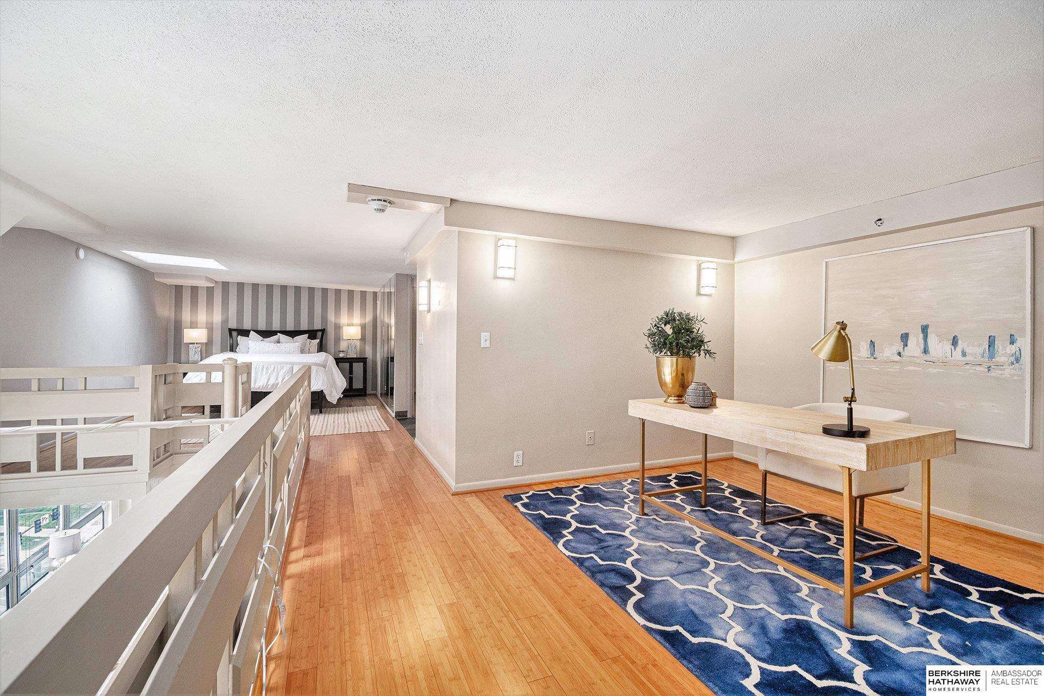 3000 Farnam Street # 6H