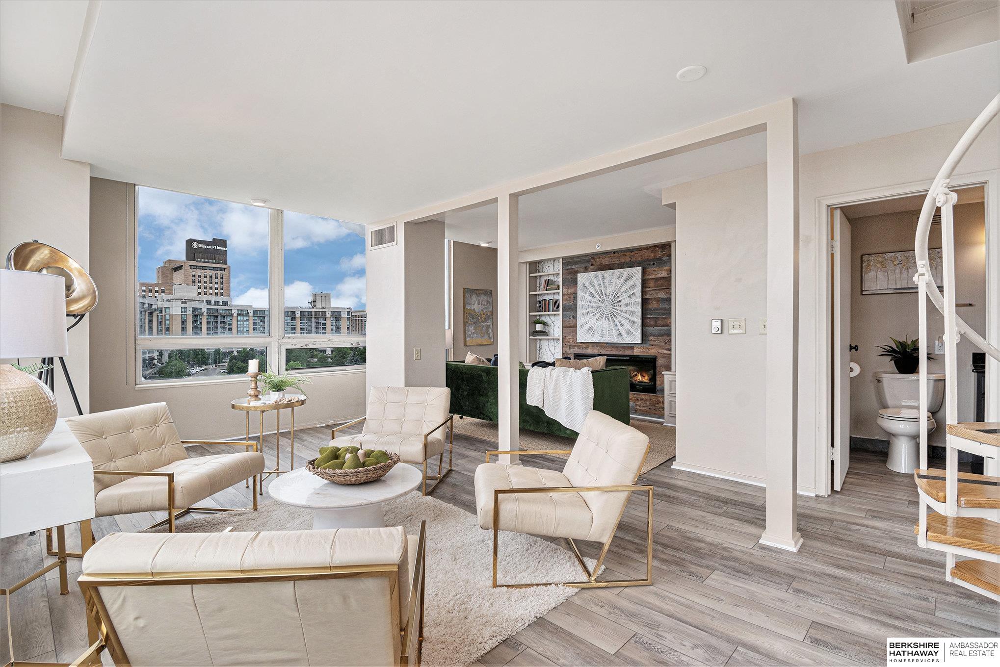 3000 Farnam Street # 6H