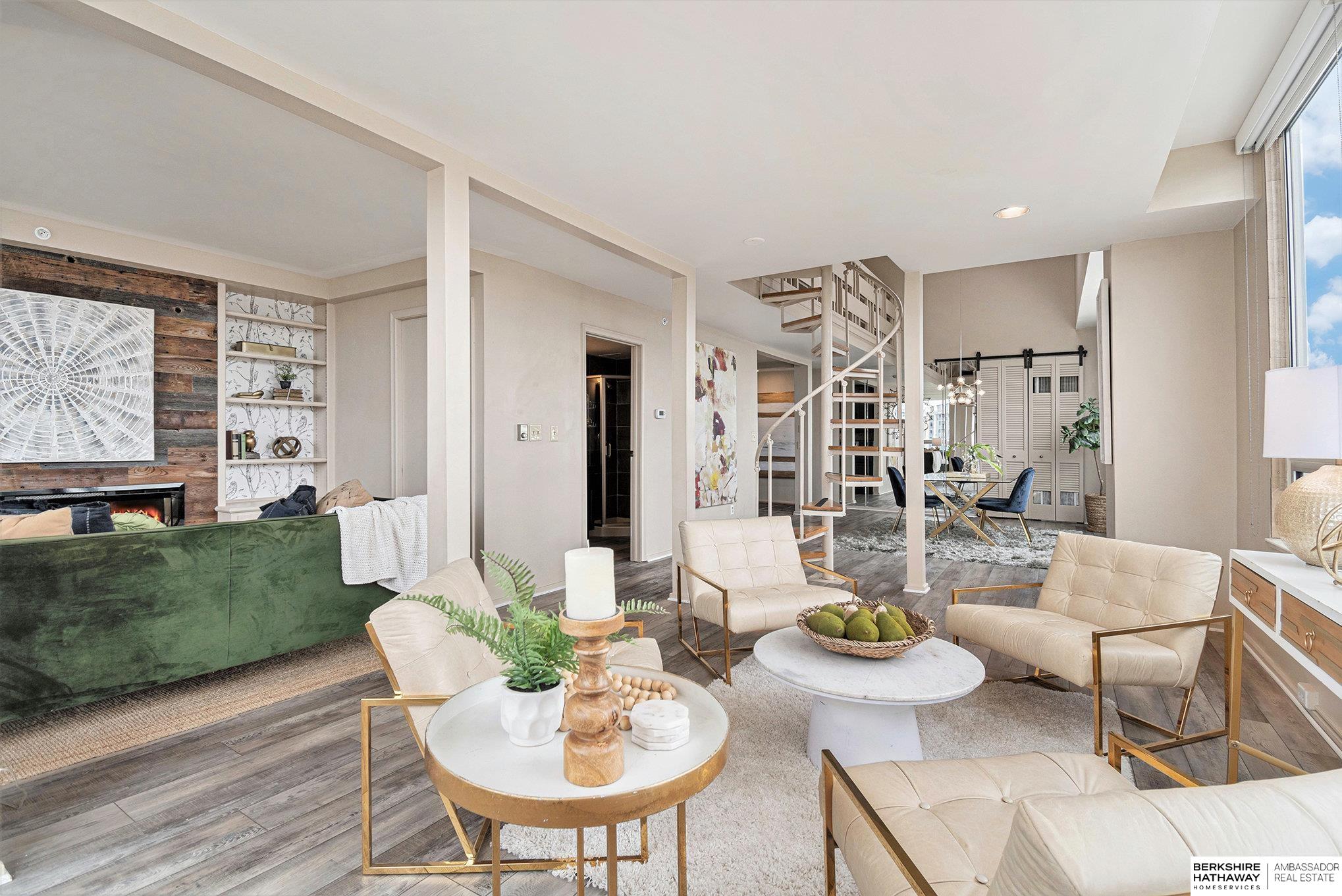 3000 Farnam Street # 6H