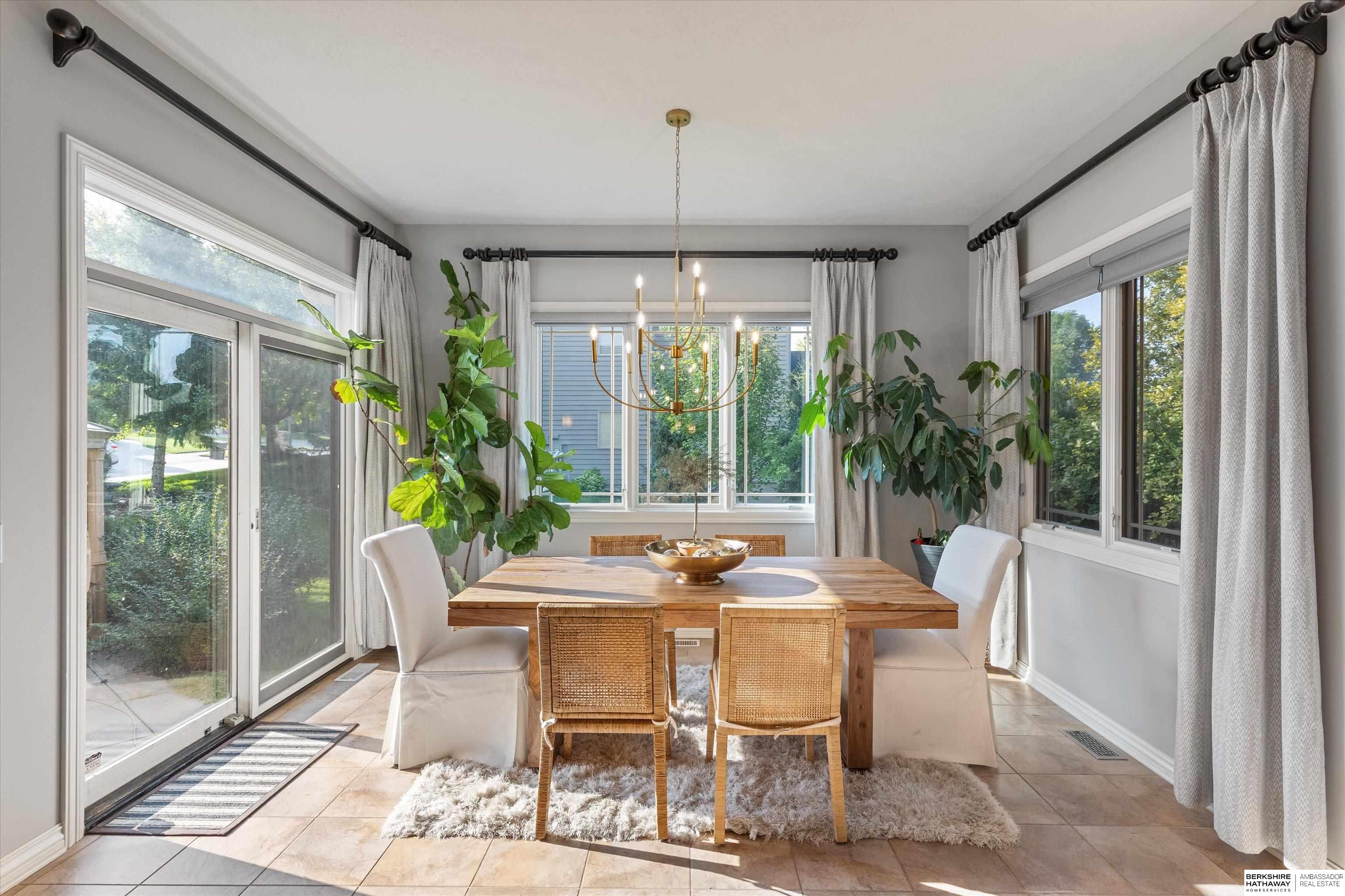 18107 Leavenworth Street