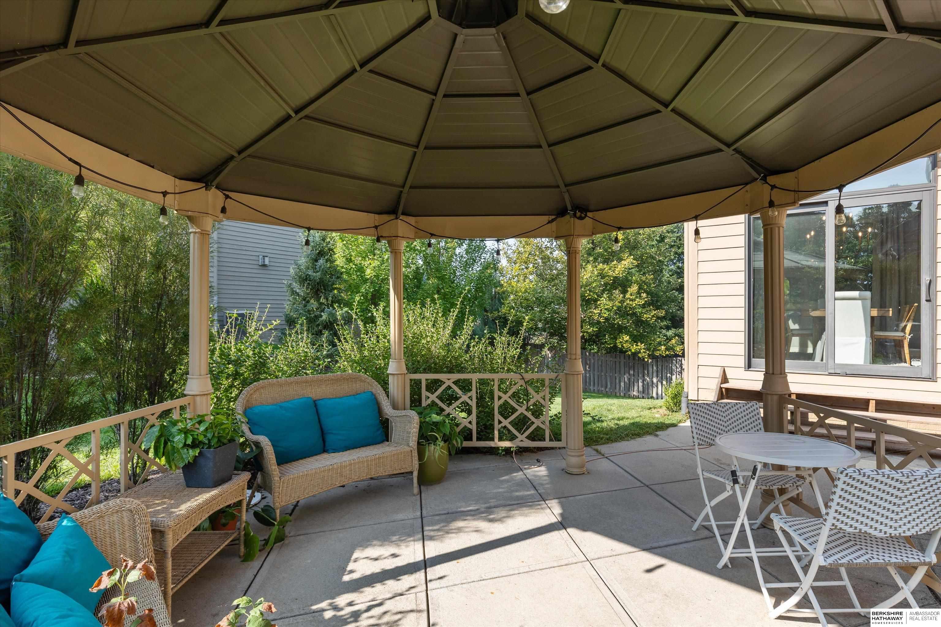 18107 Leavenworth Street