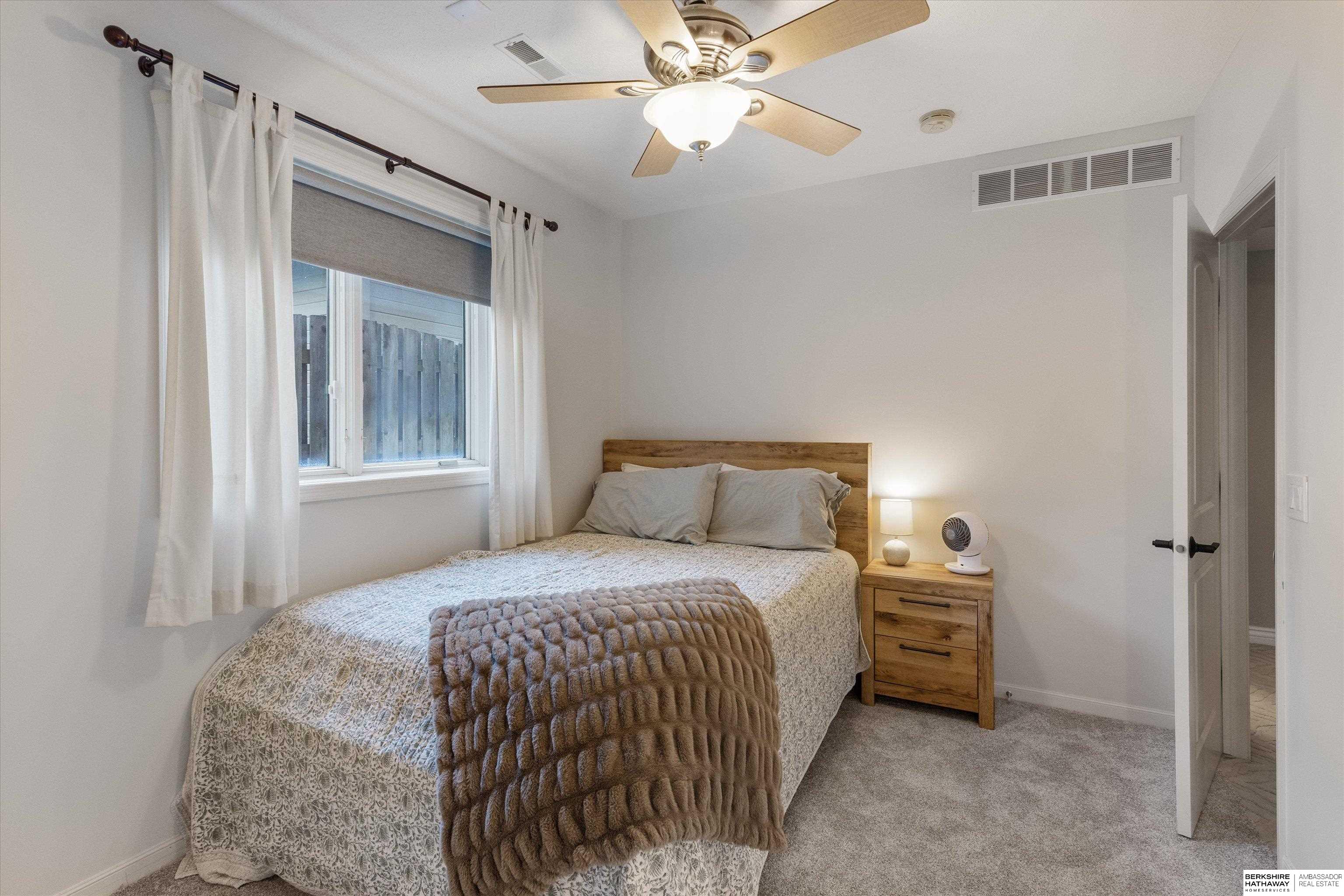 18107 Leavenworth Street