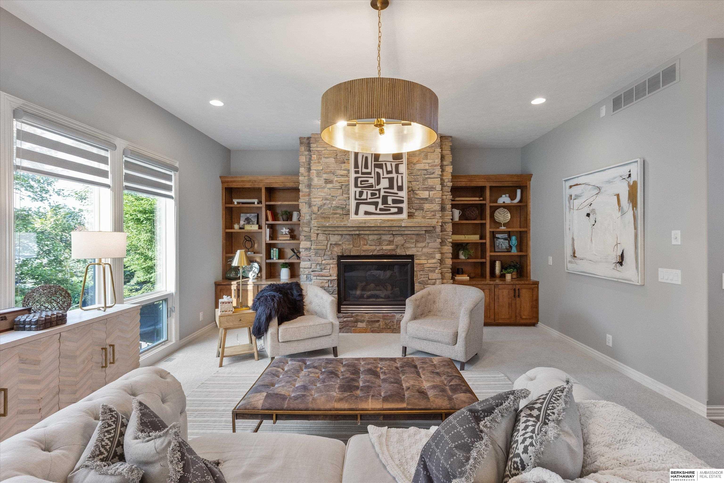 18107 Leavenworth Street